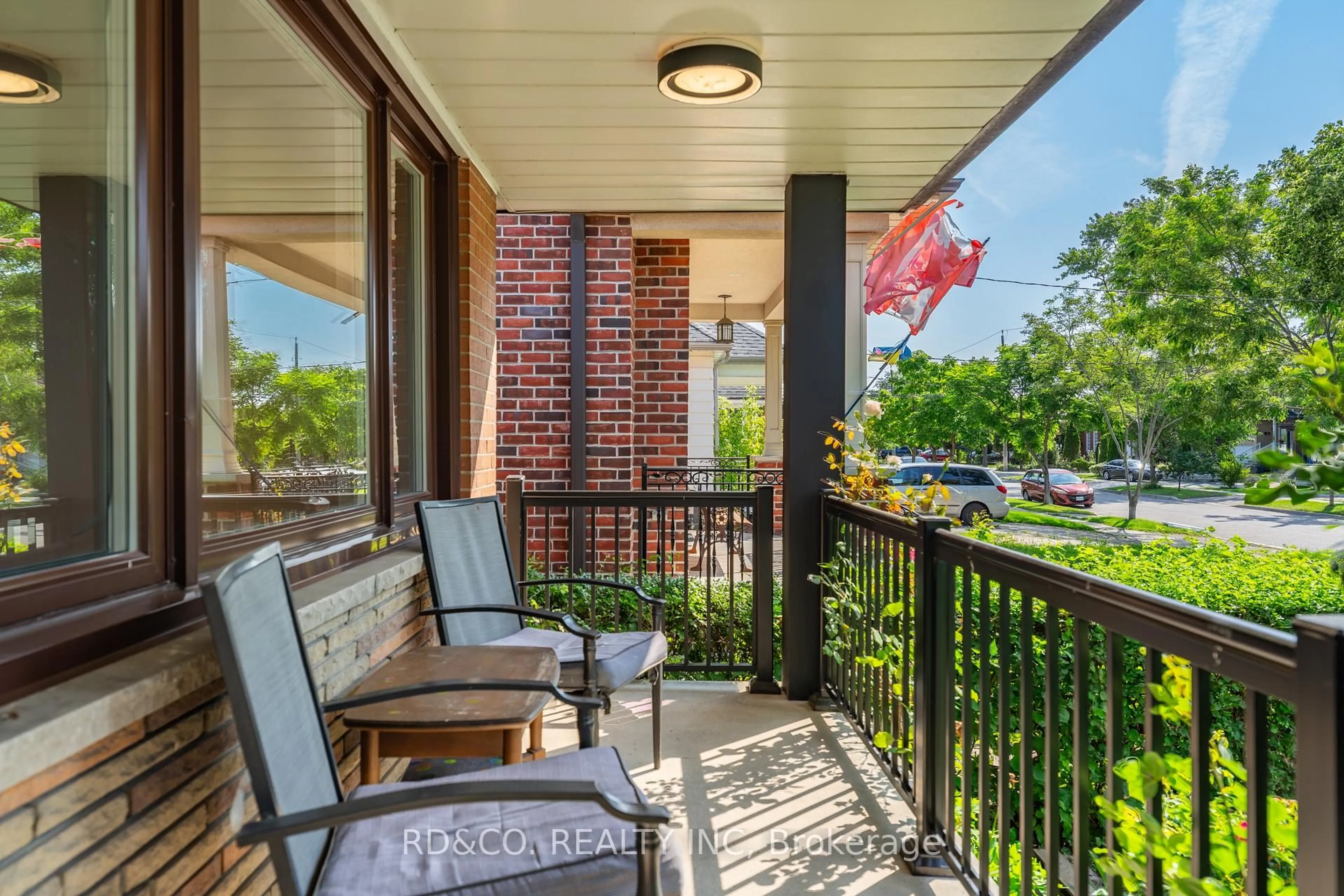 Patio, water/lake/river/ocean view for 98 Hay Ave, Toronto Ontario M8Z 1G4