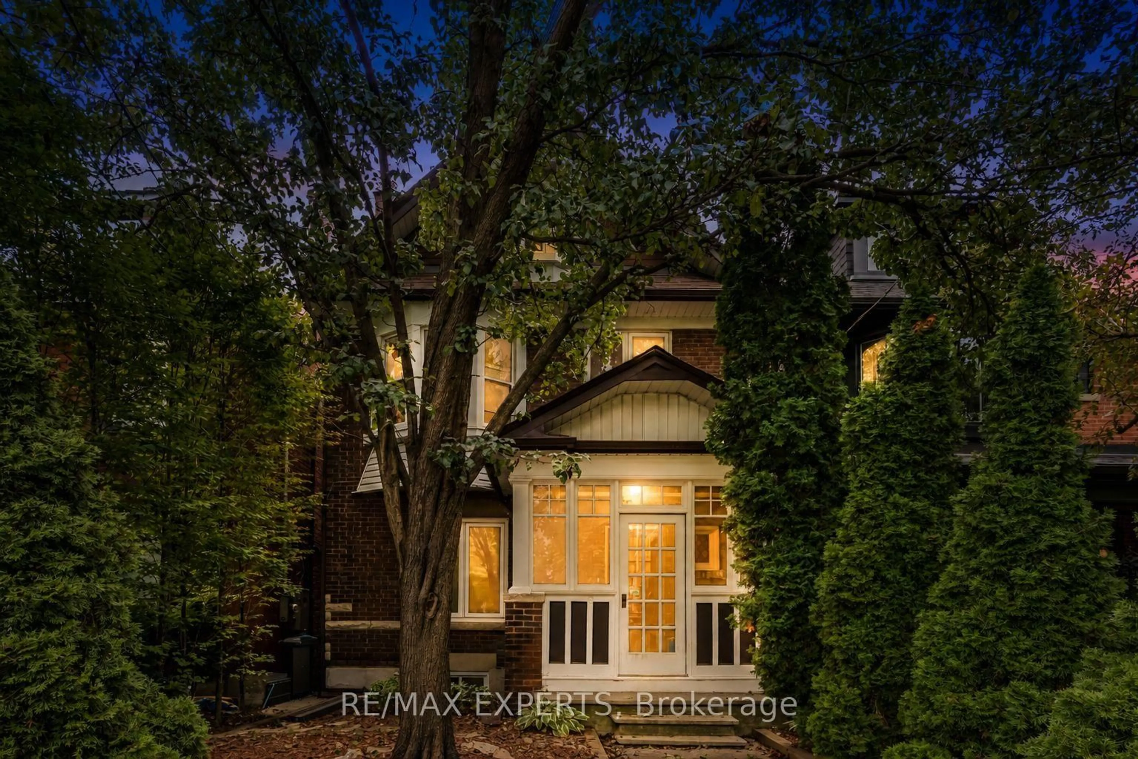 Unknown for 19 Marmaduke St, Toronto Ontario M6R 1T1