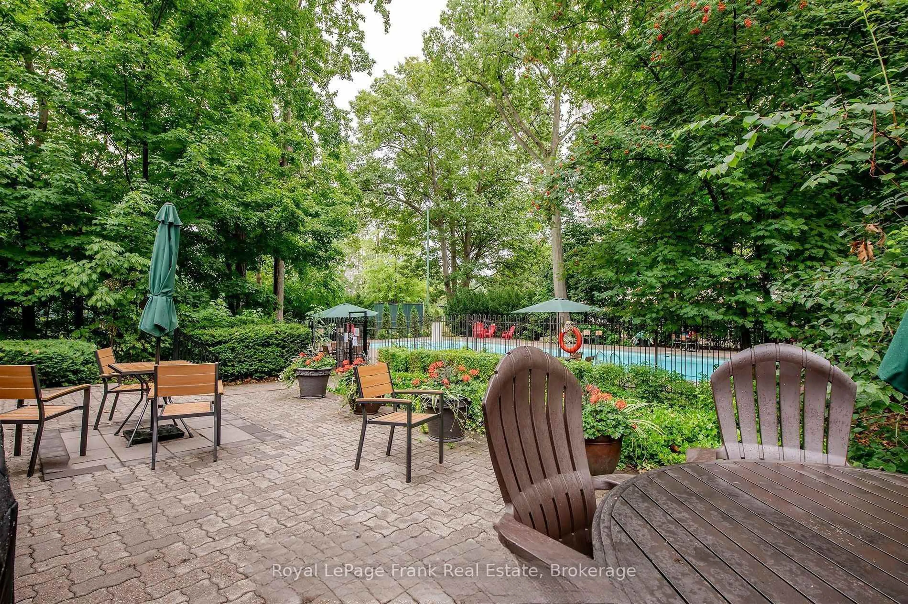 Patio, forest/trees view for 1110 Walden Circ #102, Mississauga Ontario L5J 4R3