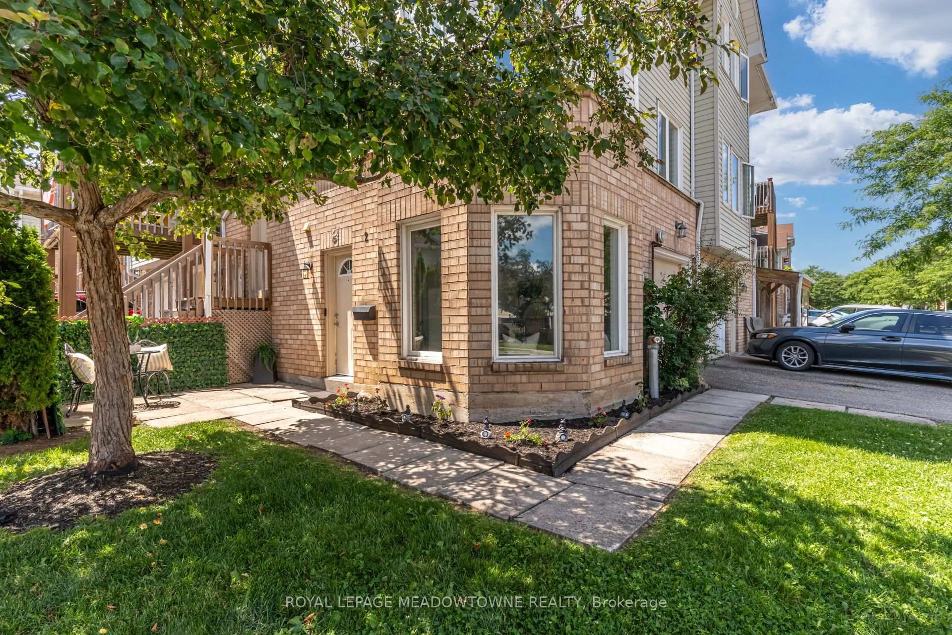 Home with brick exterior material, street for 2 Wylie Circ #85, Halton Hills Ontario L7G 5M1