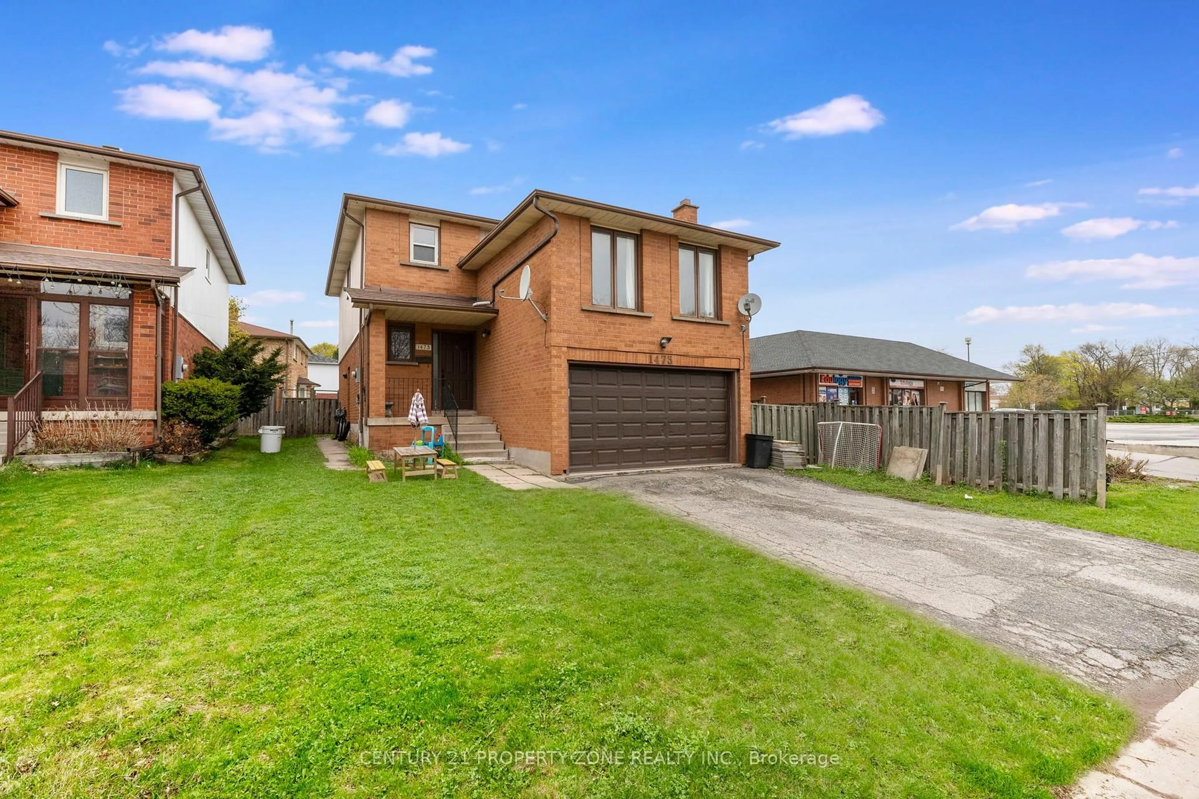 Home with brick exterior material, street for 1473 Elm Rd, Oakville Ontario L6H 1W3