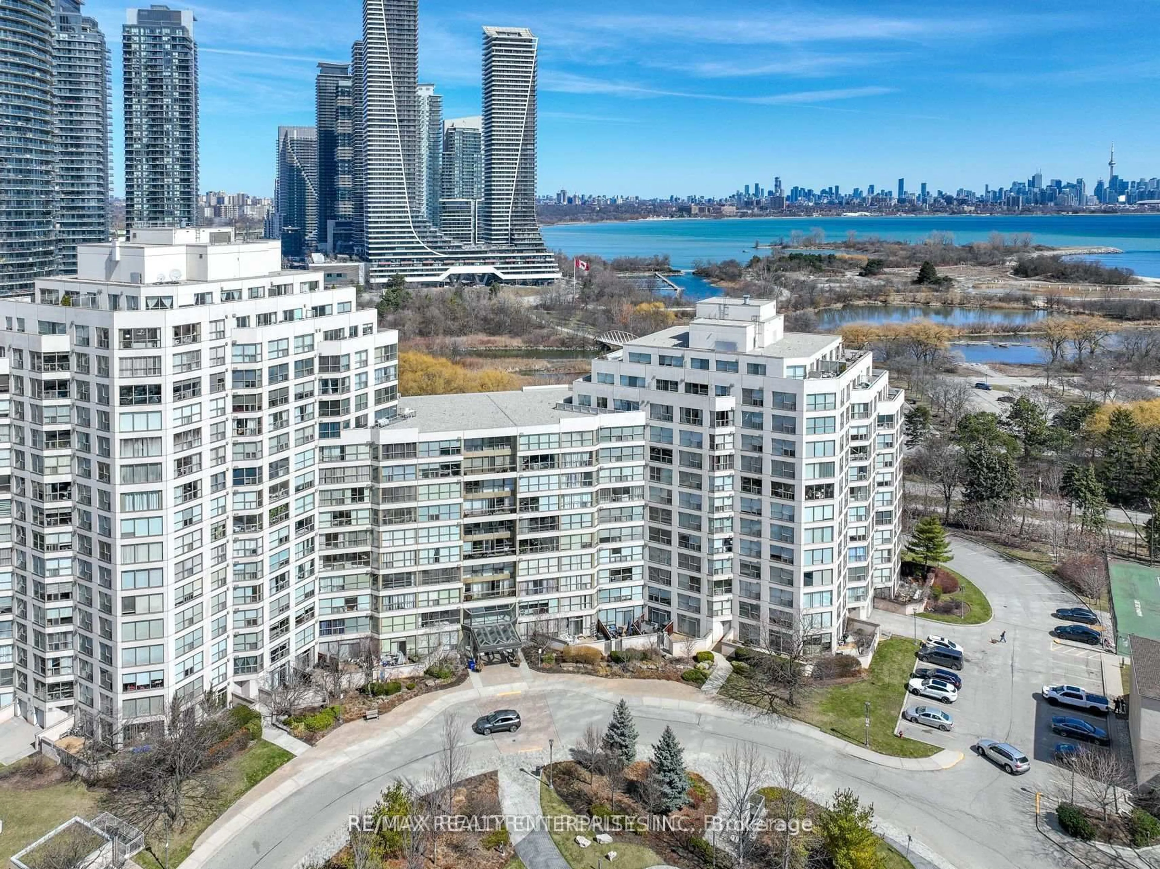 A pic from outside/outdoor area/front of a property/back of a property/a pic from drone, city buildings view from balcony for 2261 Lake Shore Blvd #607, Toronto Ontario M8V 3X1