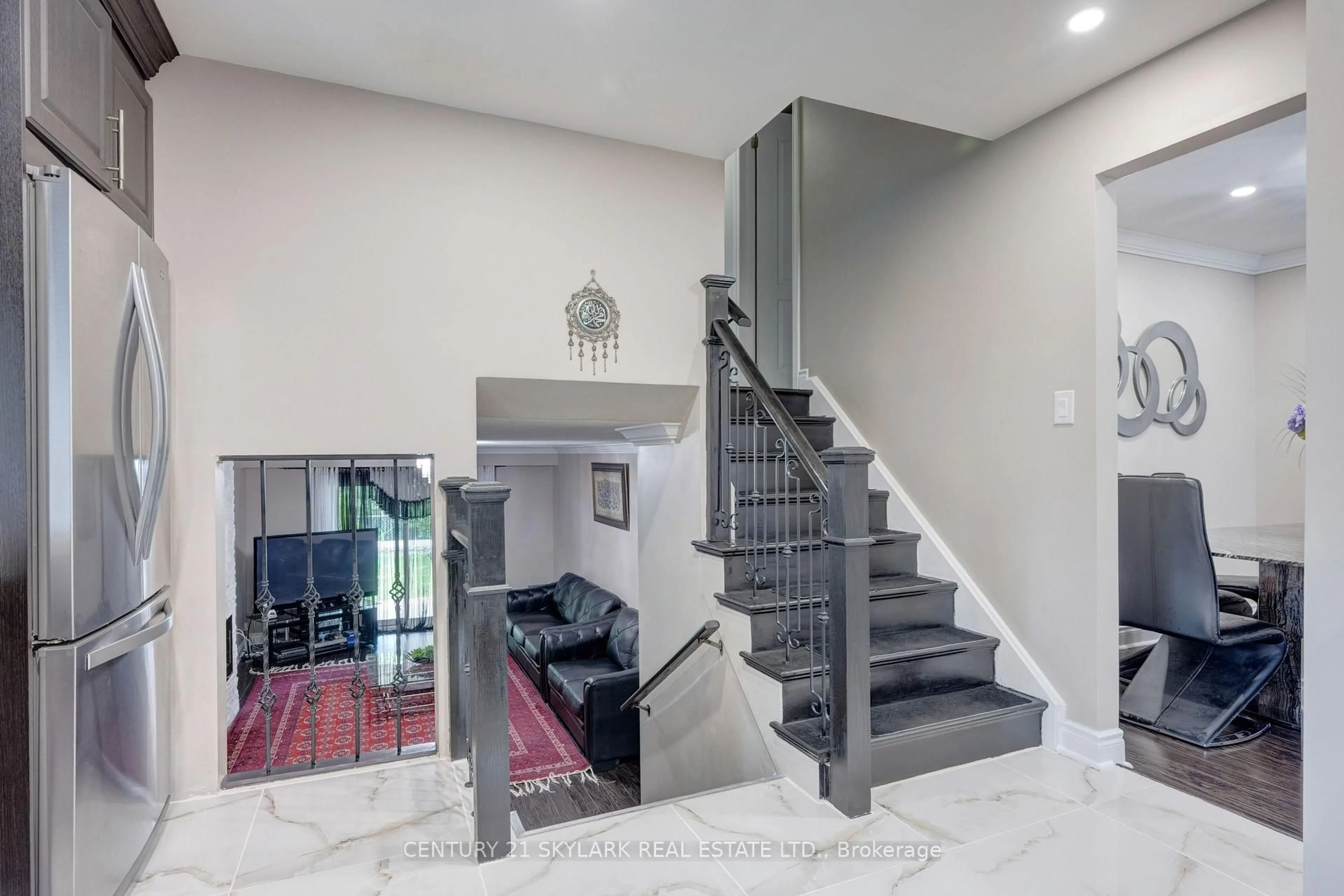 Unknown for 71 Abell Dr, Brampton Ontario L6V 2W2