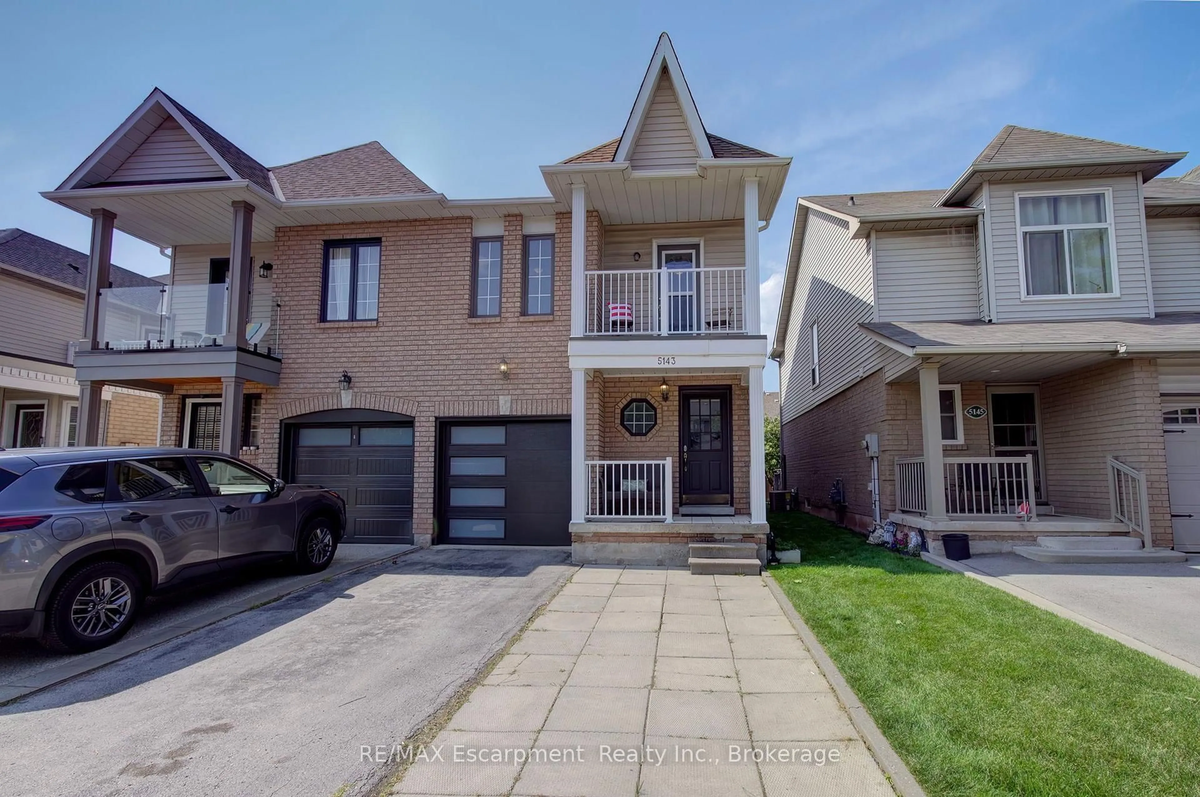 Home with brick exterior material, street for 5143 Lampman Ave, Burlington Ontario L7L 6K1