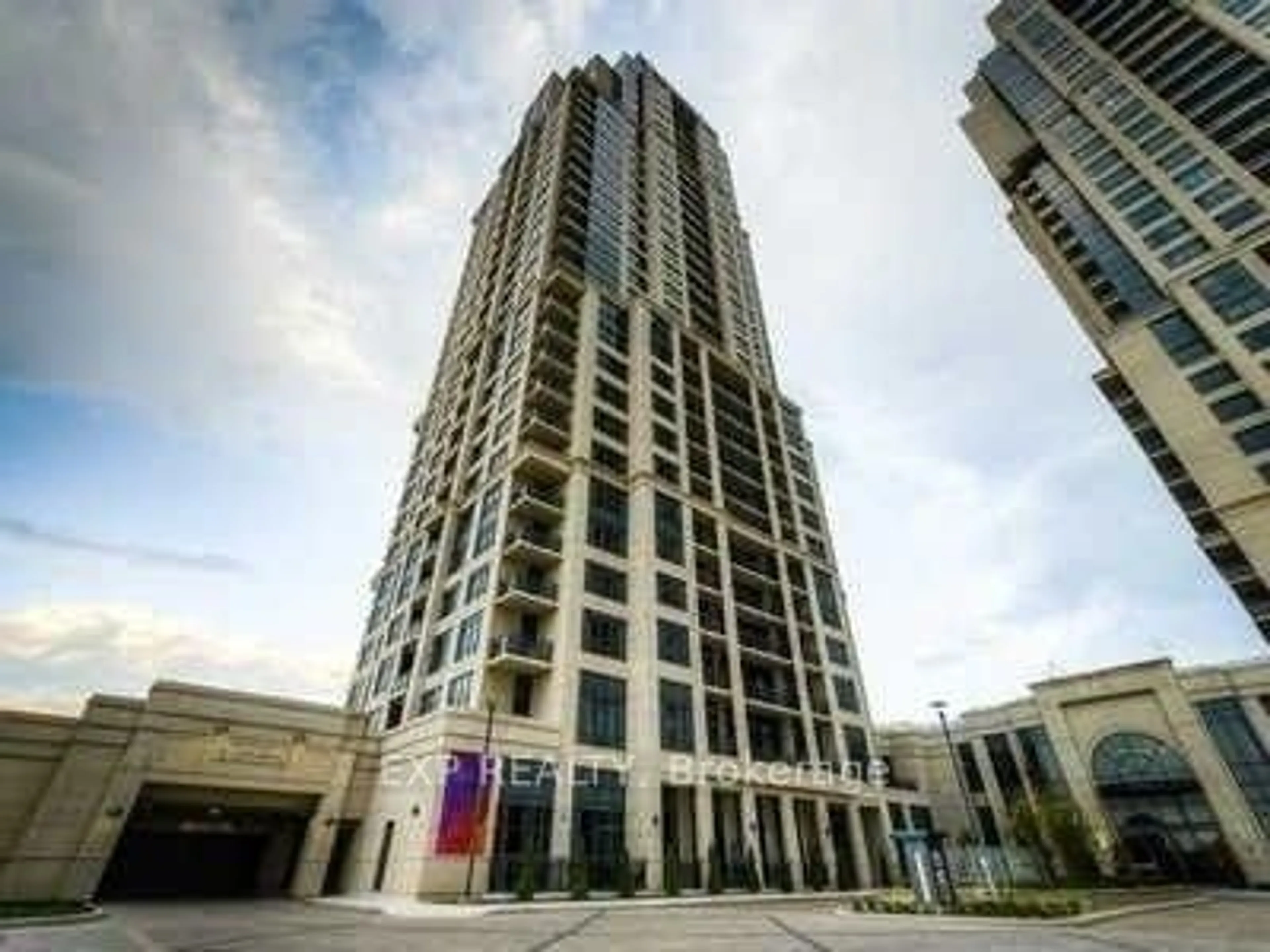 Indoor foyer for 2 Eva Rd #1121, Toronto Ontario M9C 2A9