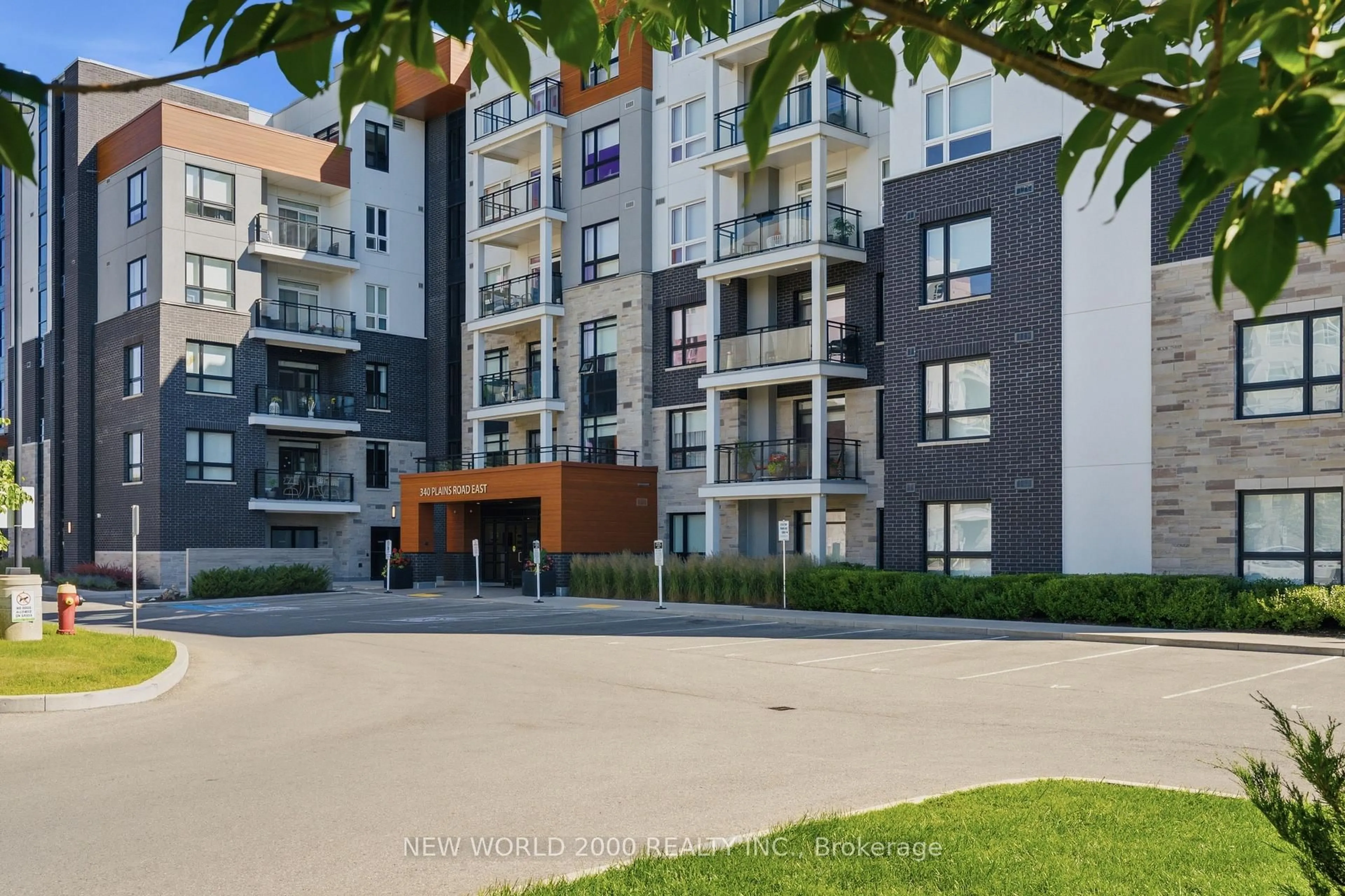 Unknown for 340 Plains Rd #304, Burlington Ontario L7T 0C2