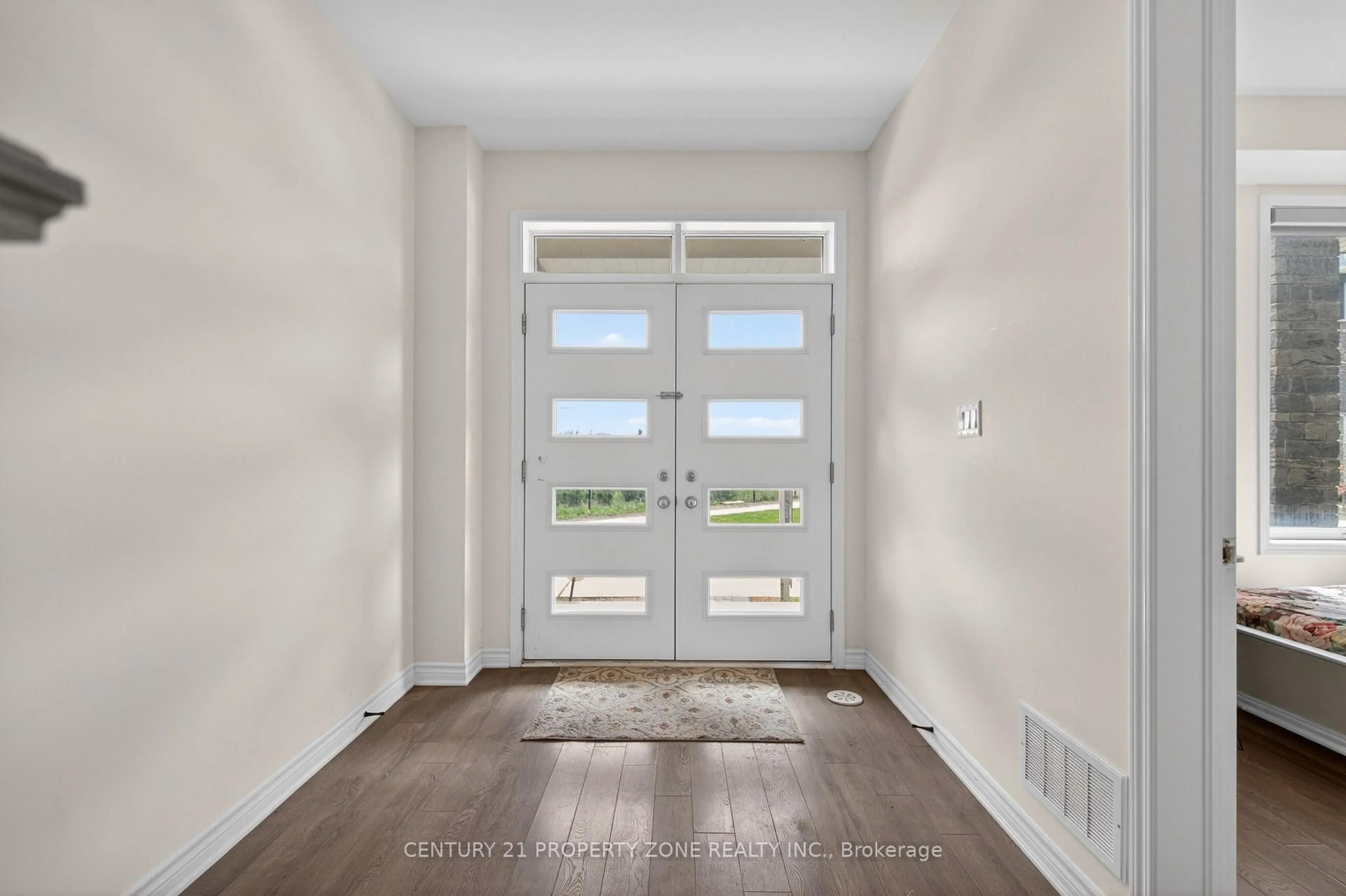 Indoor entryway for 51 Summer Wind Lane #42, Brampton Ontario L7A 5J2