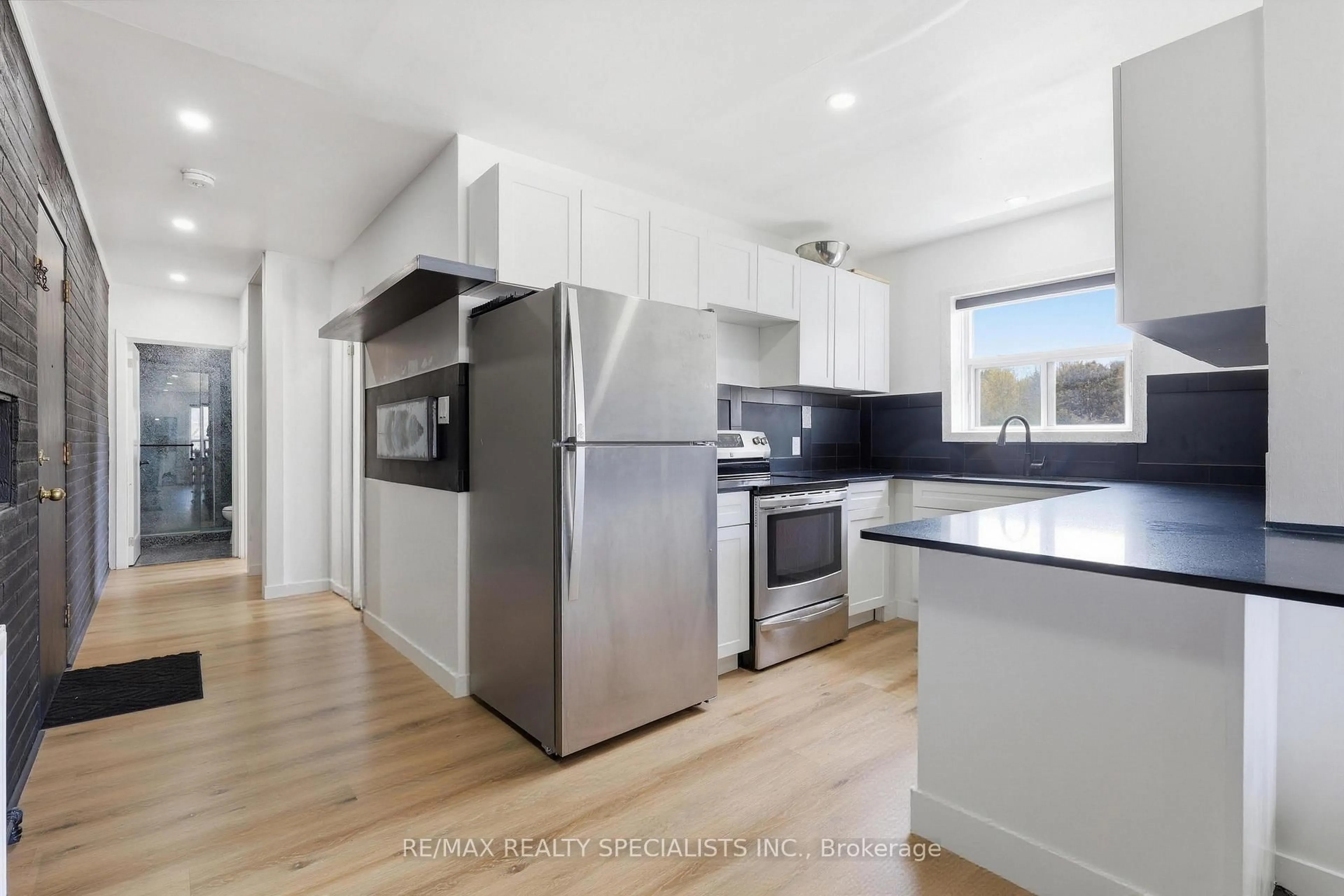 Open concept kitchen, unknown for 63 First St #20, Orangeville Ontario L9W 2E6