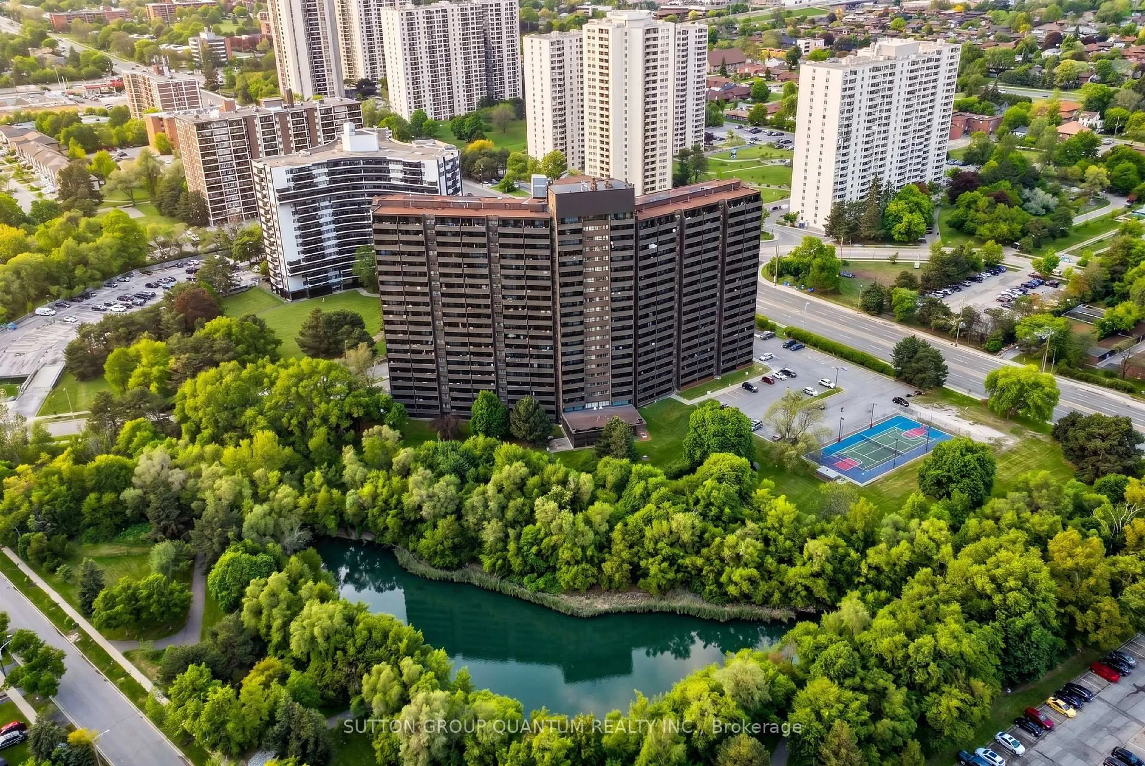 A pic from outside/outdoor area/front of a property/back of a property/a pic from drone, city buildings view from balcony for 11 Wincott Dr #1810, Toronto Ontario M9R 2R9