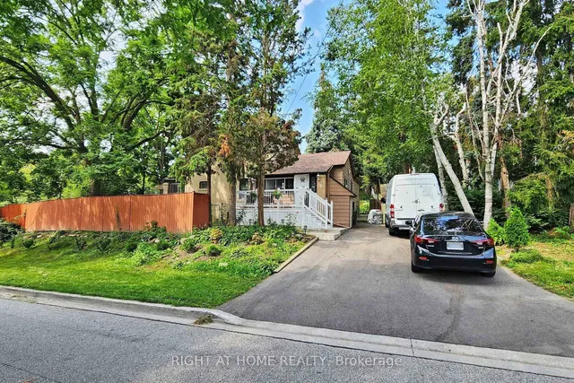1 Edgebrook Dr, Toronto 2