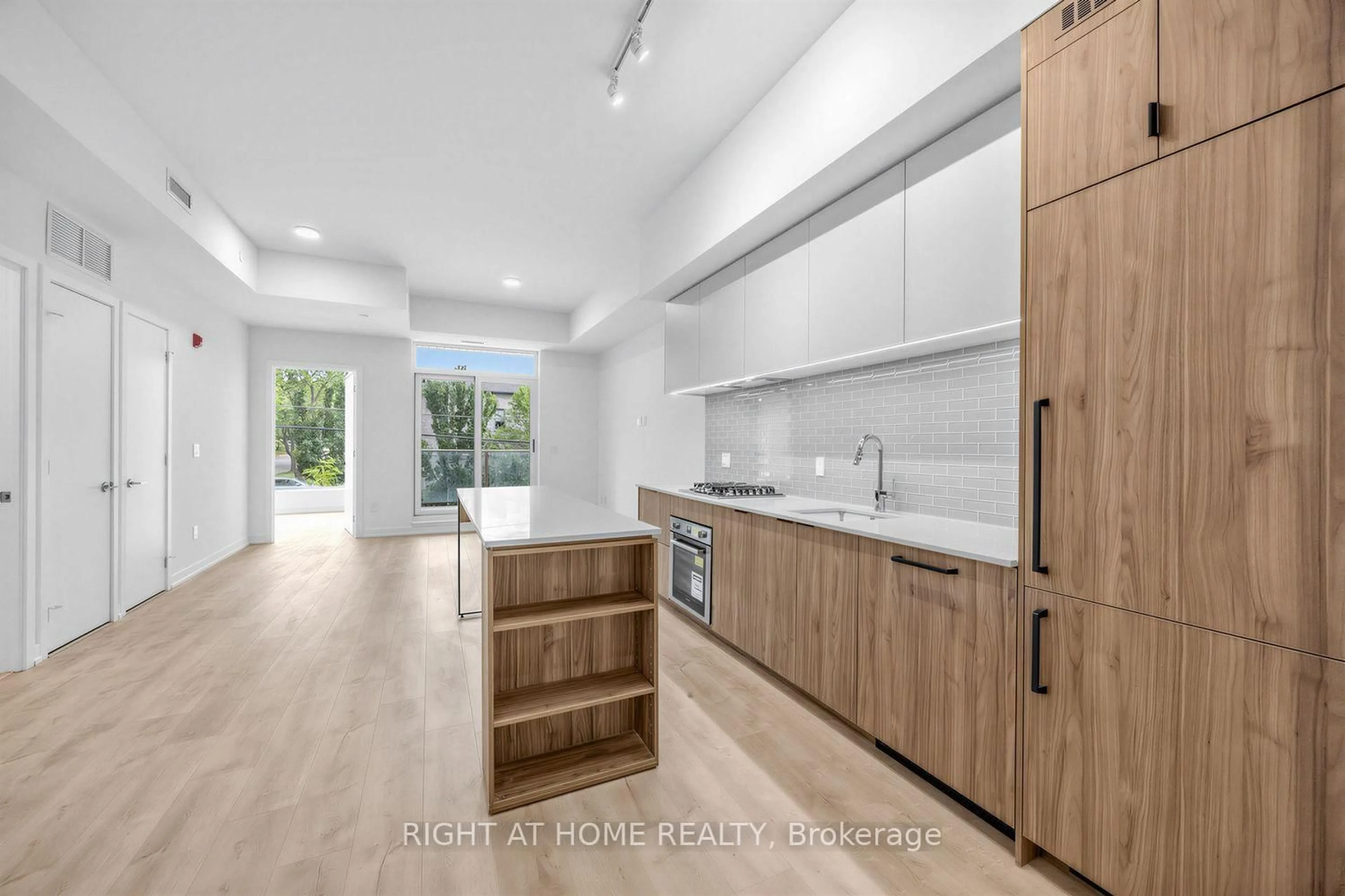 Open concept kitchen, unknown for 722 Marlee Ave #207, Toronto Ontario M6B 3J7