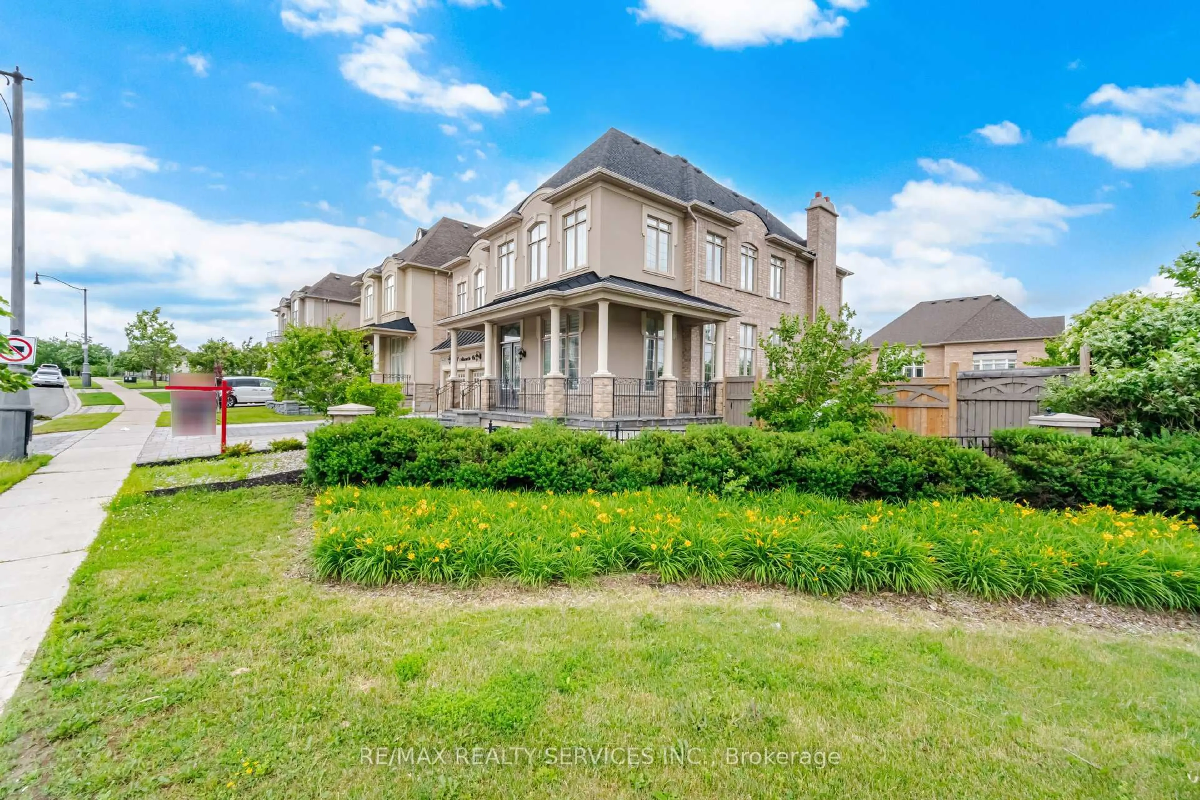 A pic from outside/outdoor area/front of a property/back of a property/a pic from drone, water/lake/river/ocean view for 1 Adamsville Rd, Brampton Ontario L6X 1H7