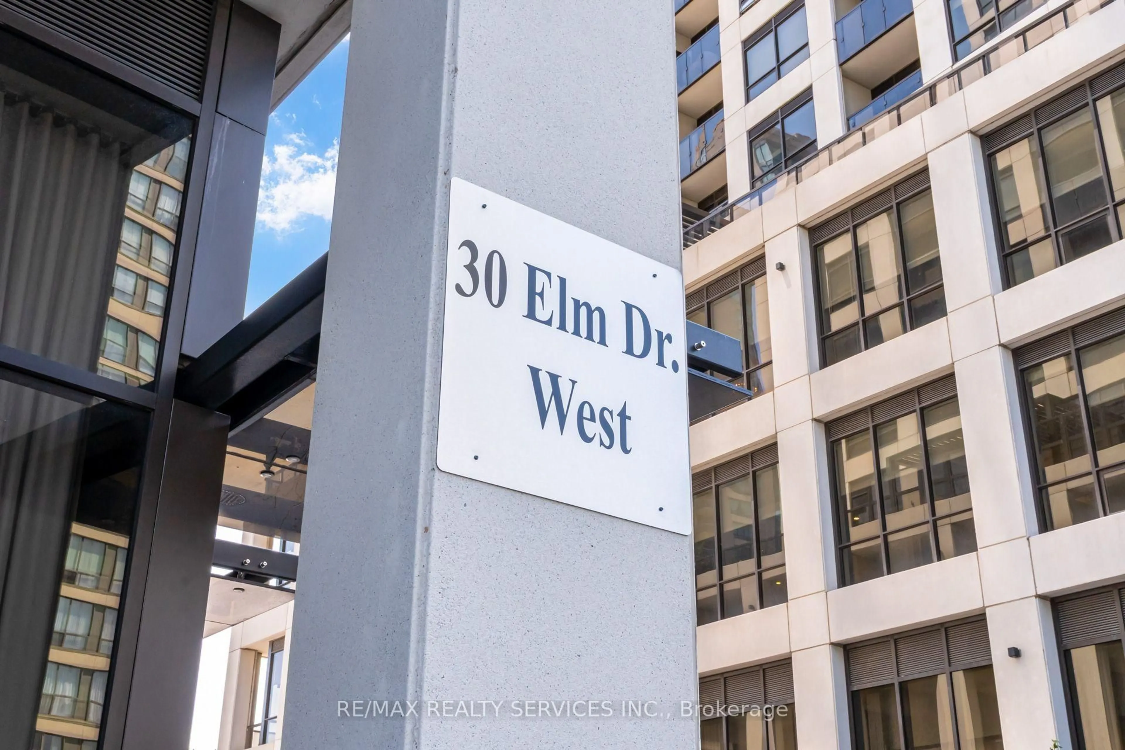 Unknown for 30 Elm Dr #308, Mississauga Ontario L5B 0N6
