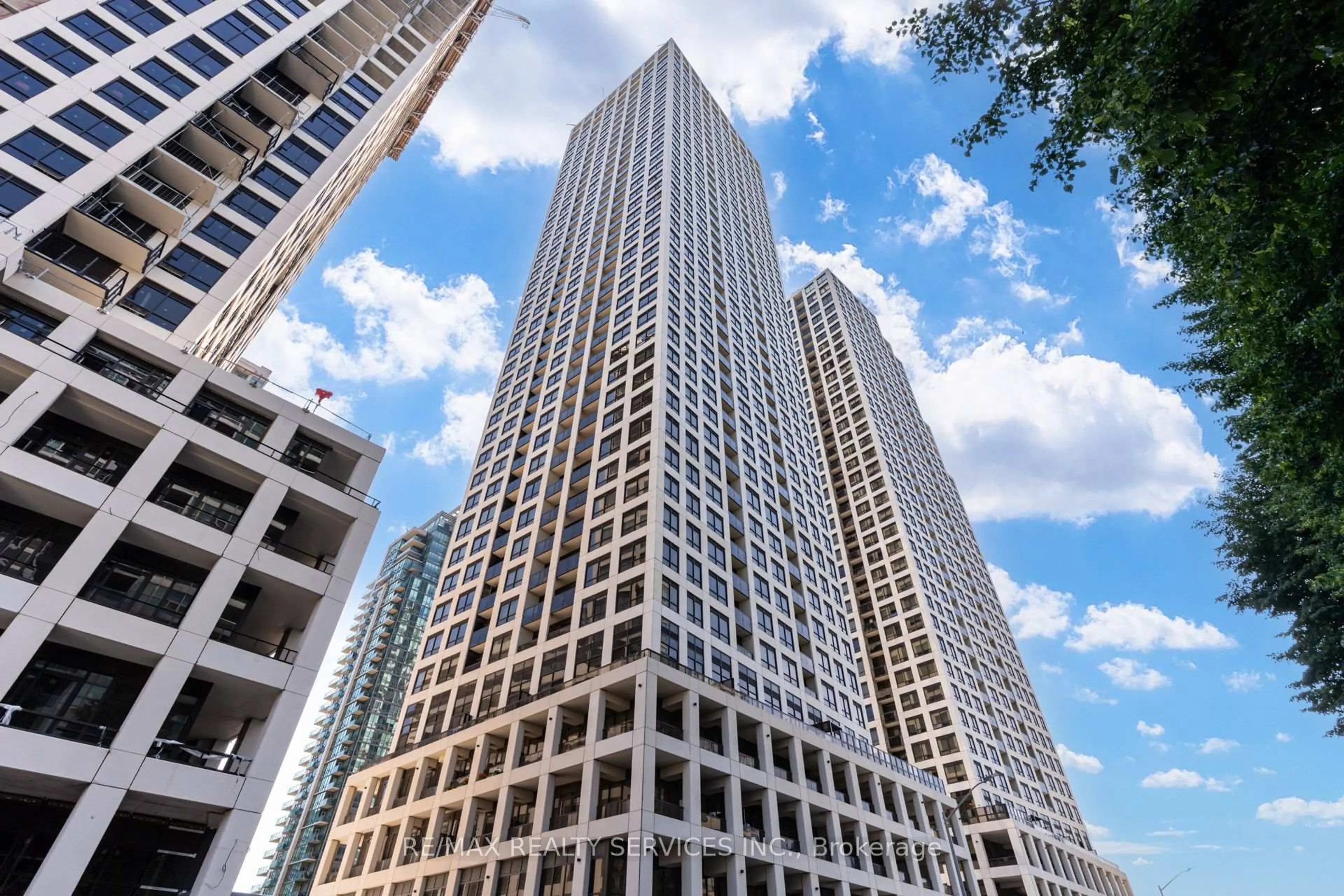 Unknown for 30 Elm Dr #308, Mississauga Ontario L5B 0N6