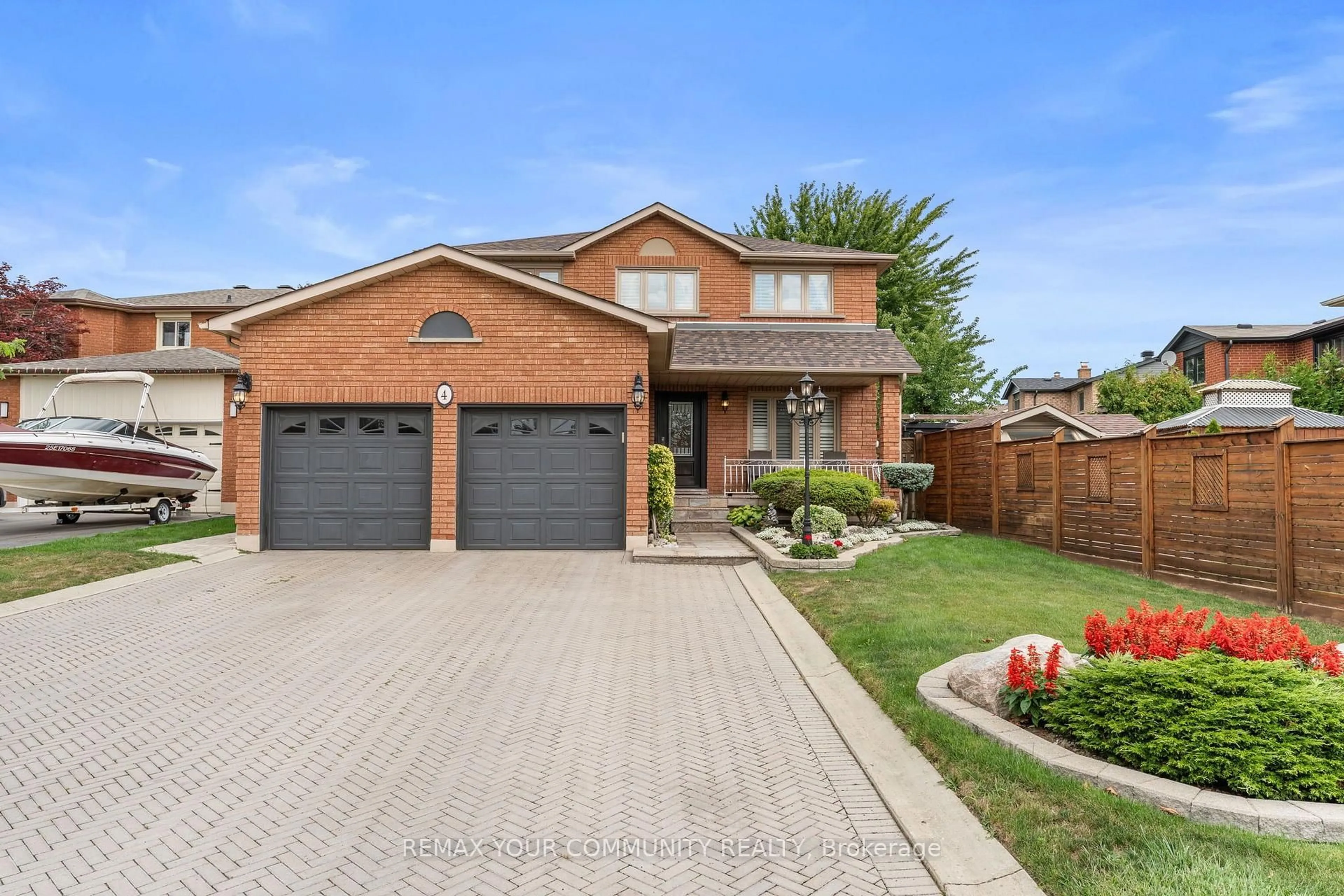 Home with brick exterior material, street for 4 Tomel Crt, Caledon Ontario L7E 1B2