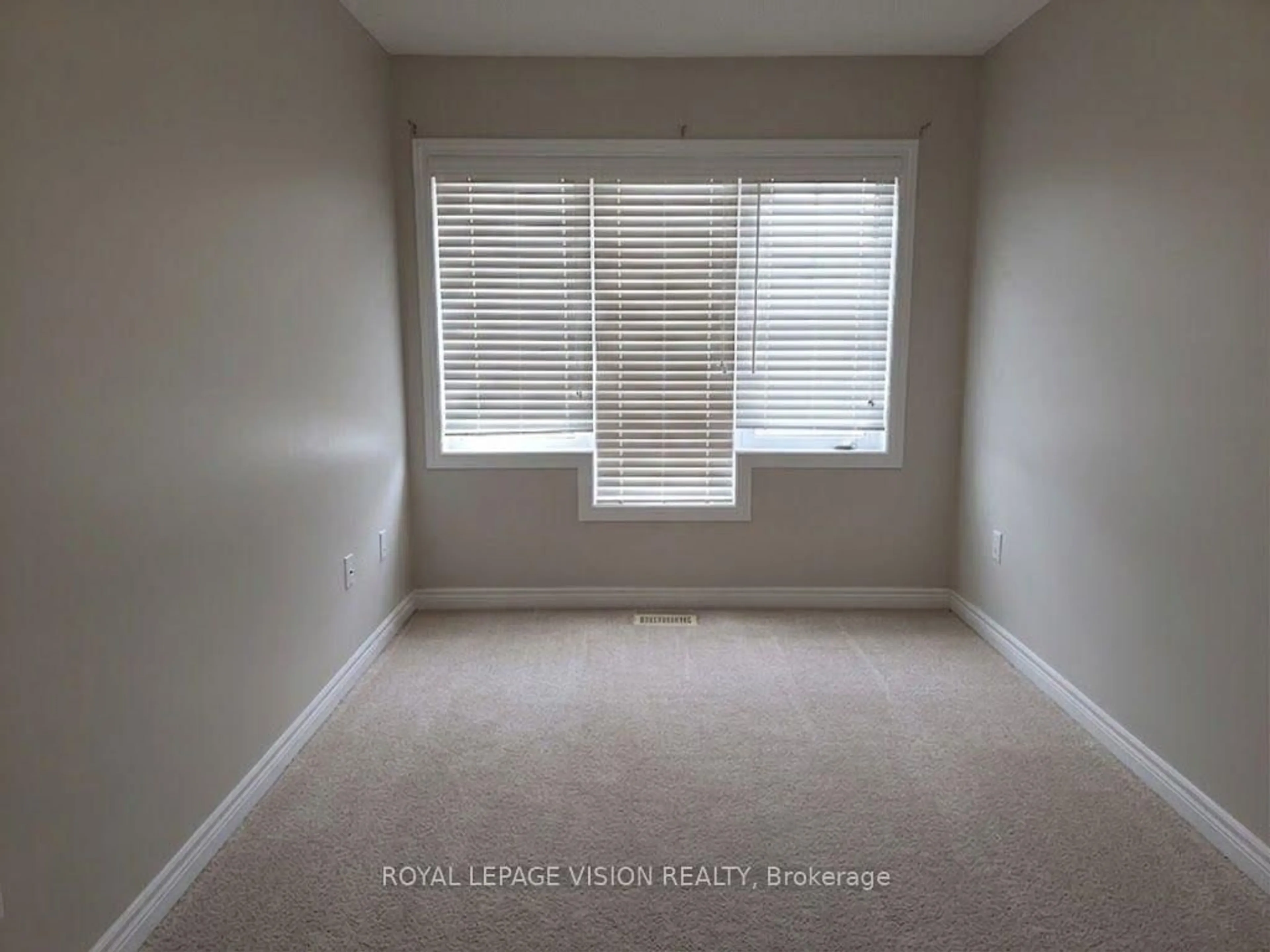 A pic of a room for 5559 Bonnie St, Mississauga Ontario L5M 0N7