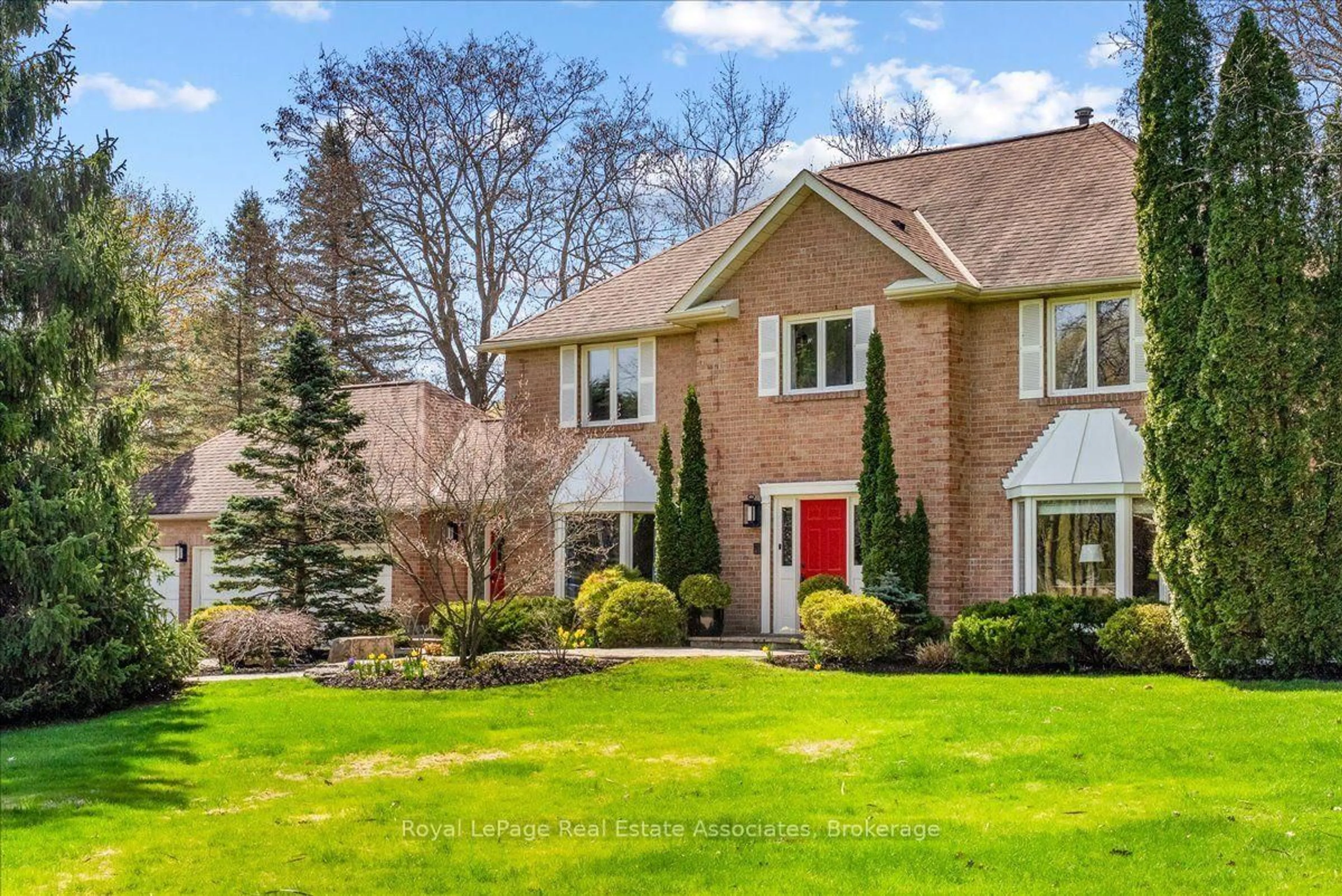 Home with brick exterior material, street for 4 Wolf Cres, Caledon Ontario L7E 0A7