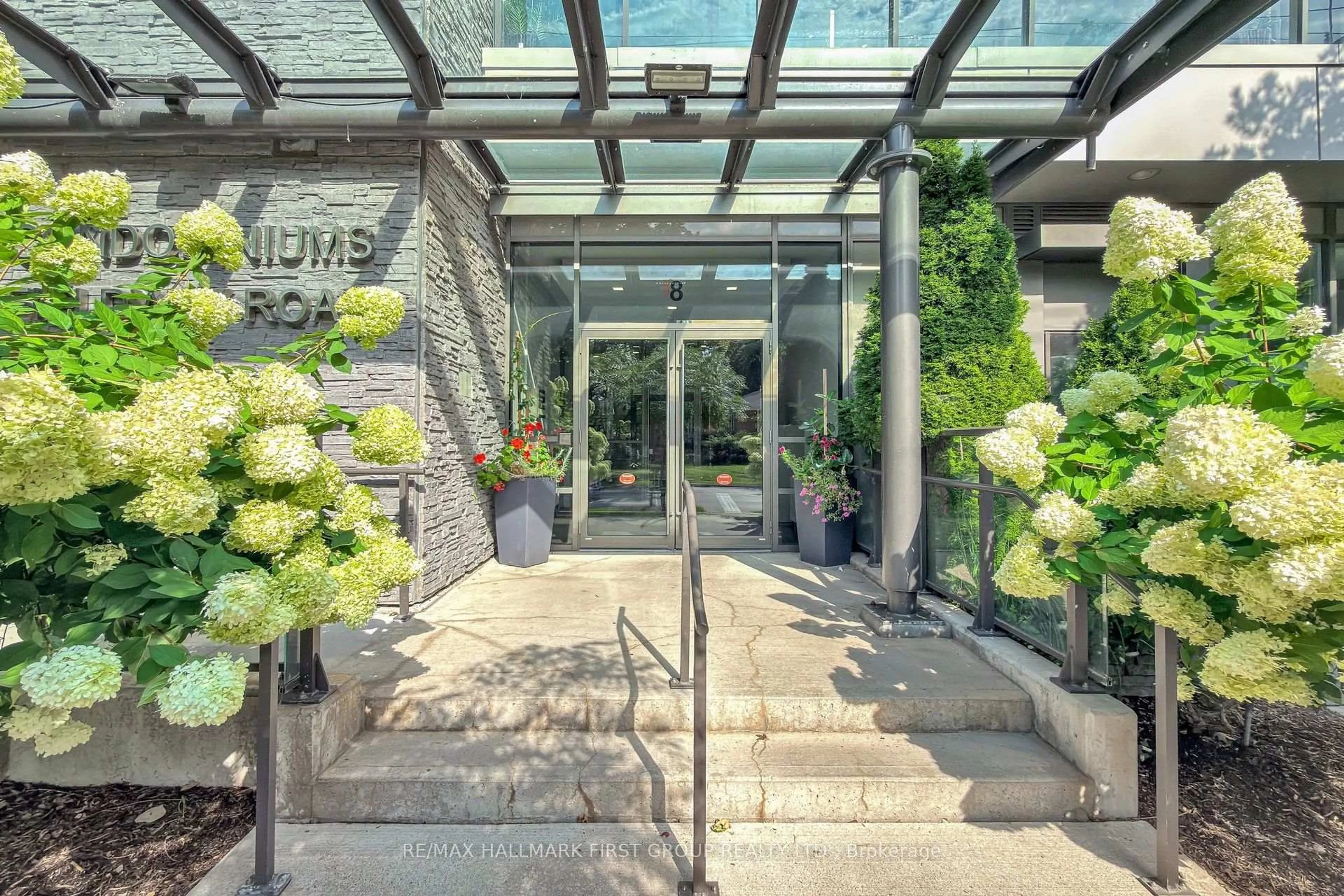 Unknown for 8 Fieldway Rd #505, Toronto Ontario M8Z 3L1