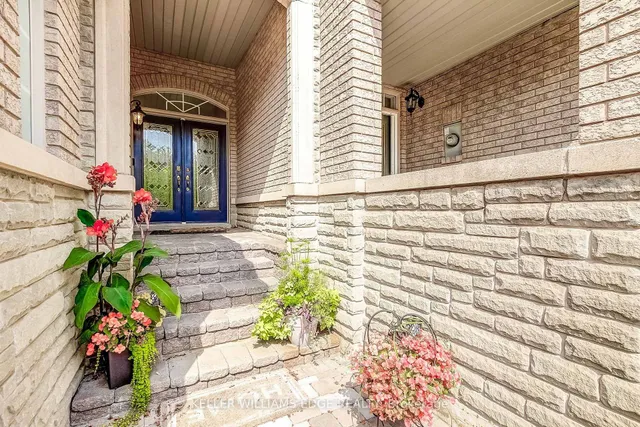 2307 Woodfield Rd, Oakville 2