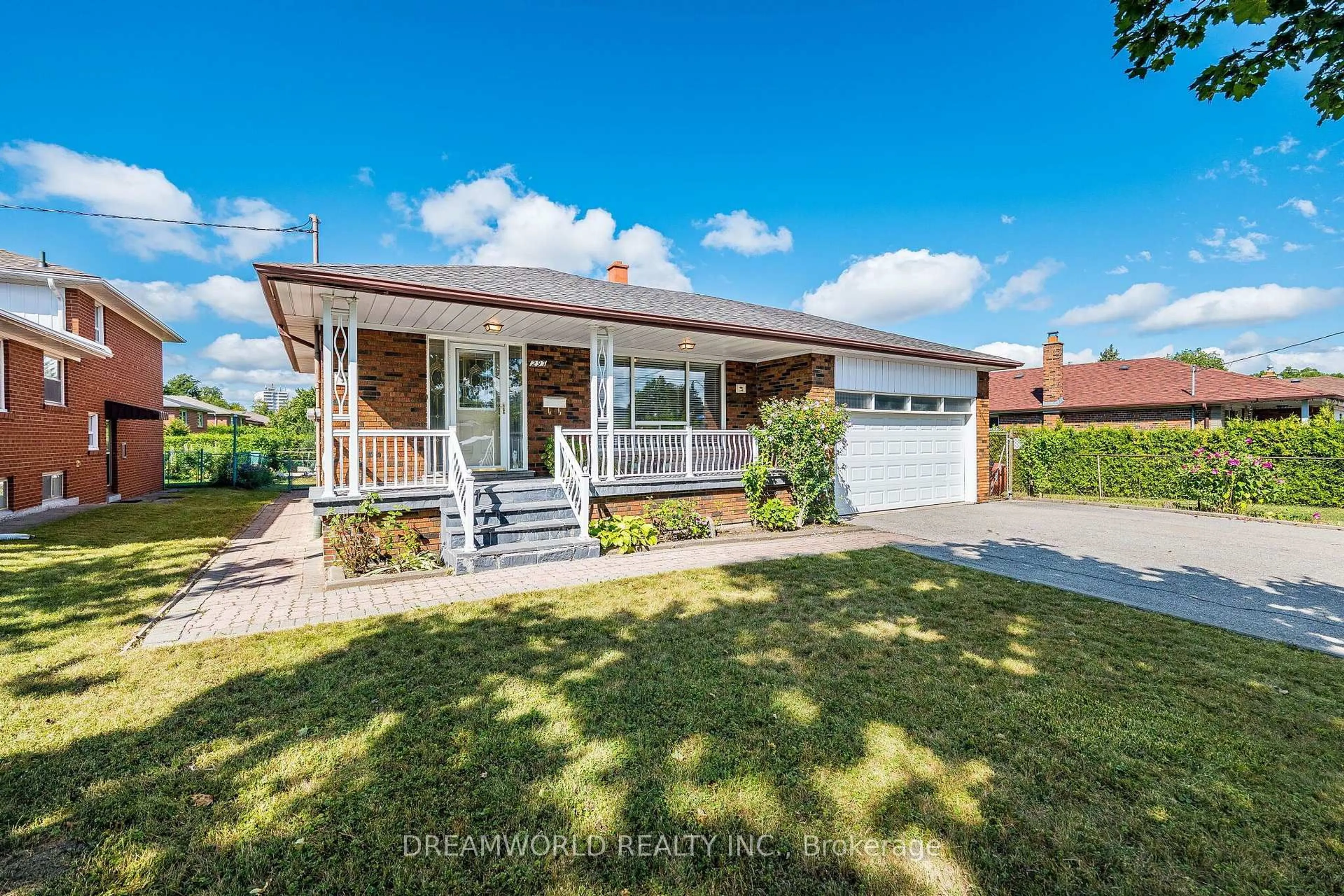 Home with vinyl exterior material, street for 297 Derrydown Rd, Toronto Ontario M3J 1S4