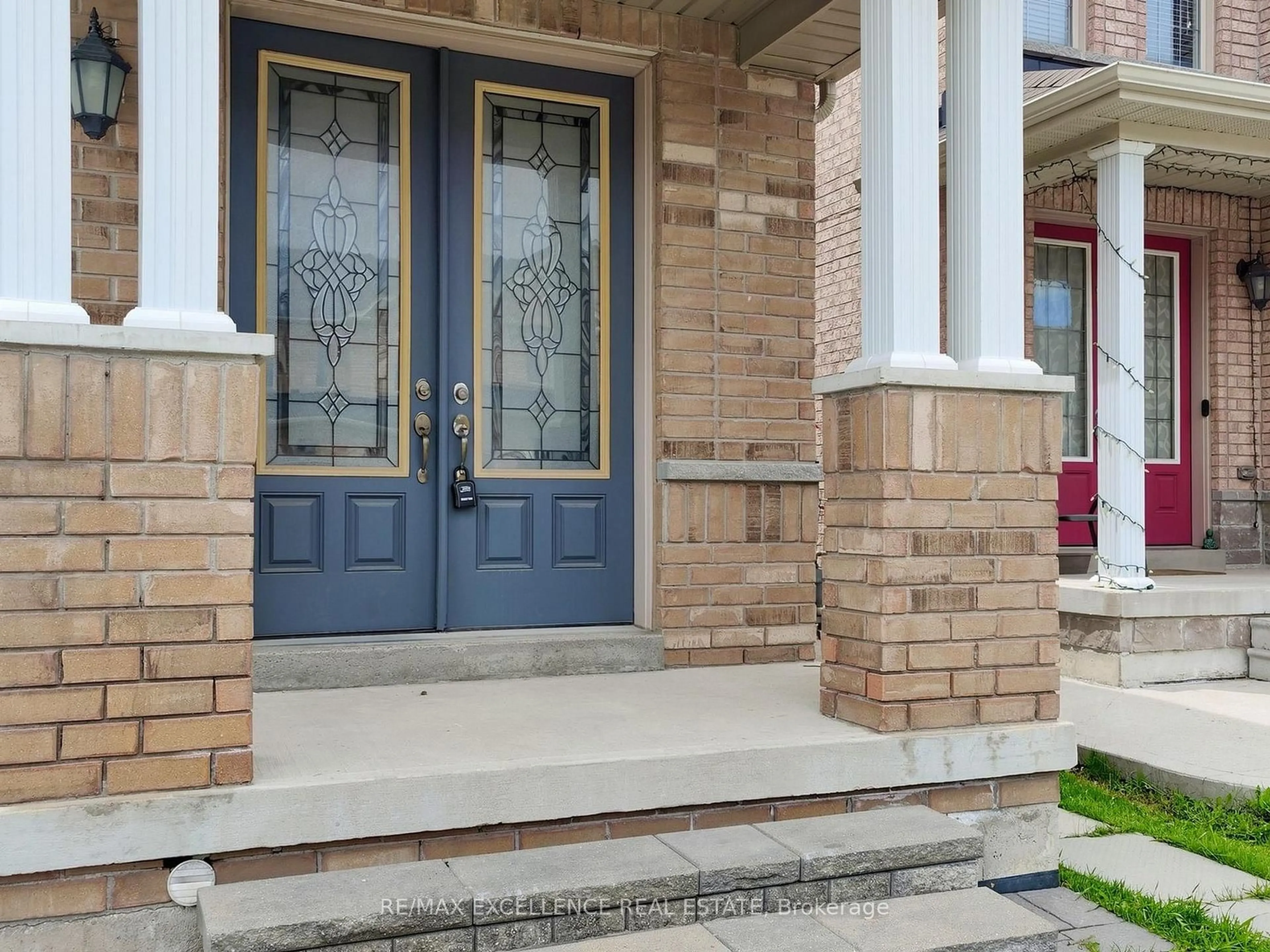 Unknown for 61 Campwood Cres, Brampton Ontario L6P 3S8