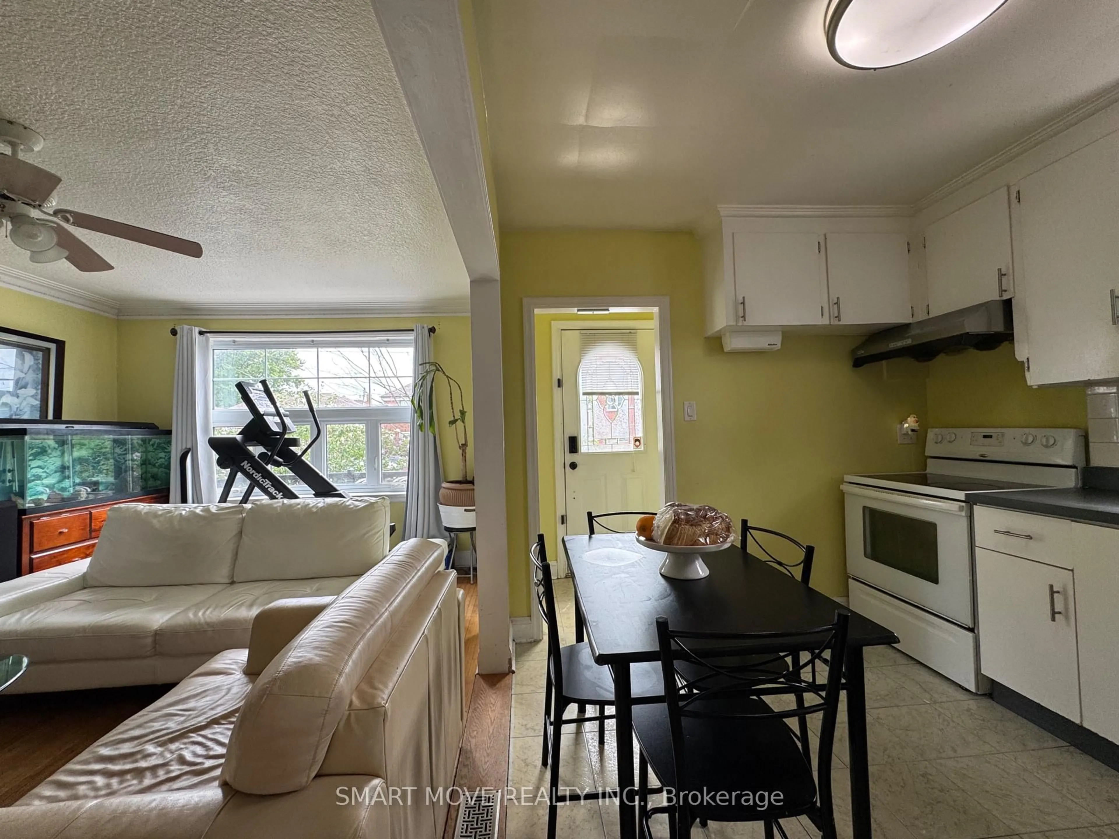 Unknown for 66 Beechborough Ave, Toronto Ontario M6M 1Z5