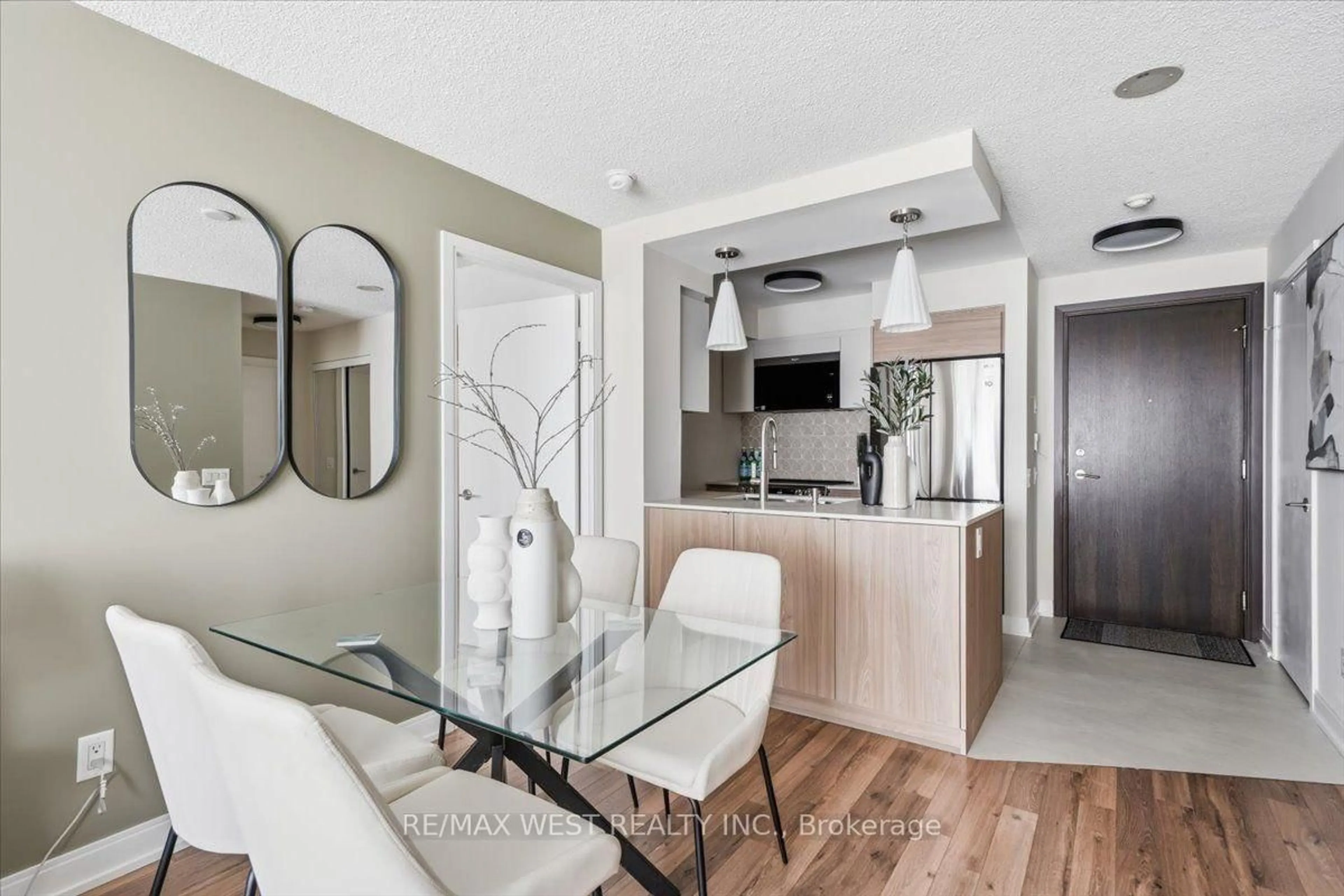Open concept kitchen, unknown for 25 Viking Lane #250, Toronto Ontario M9B 0A1