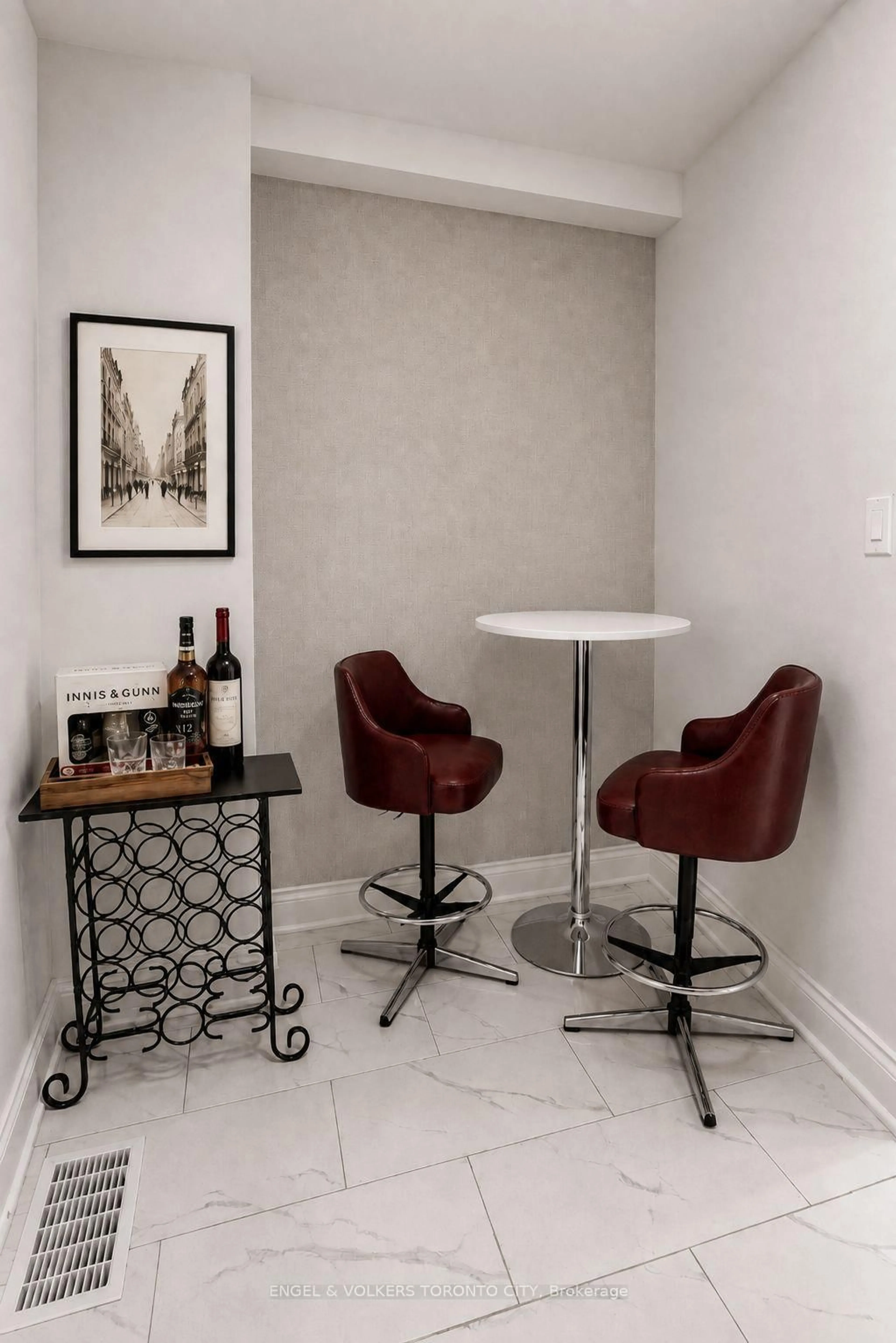 A pic of a room for 371 Bronte St #92, Milton Ontario L9T 3K5