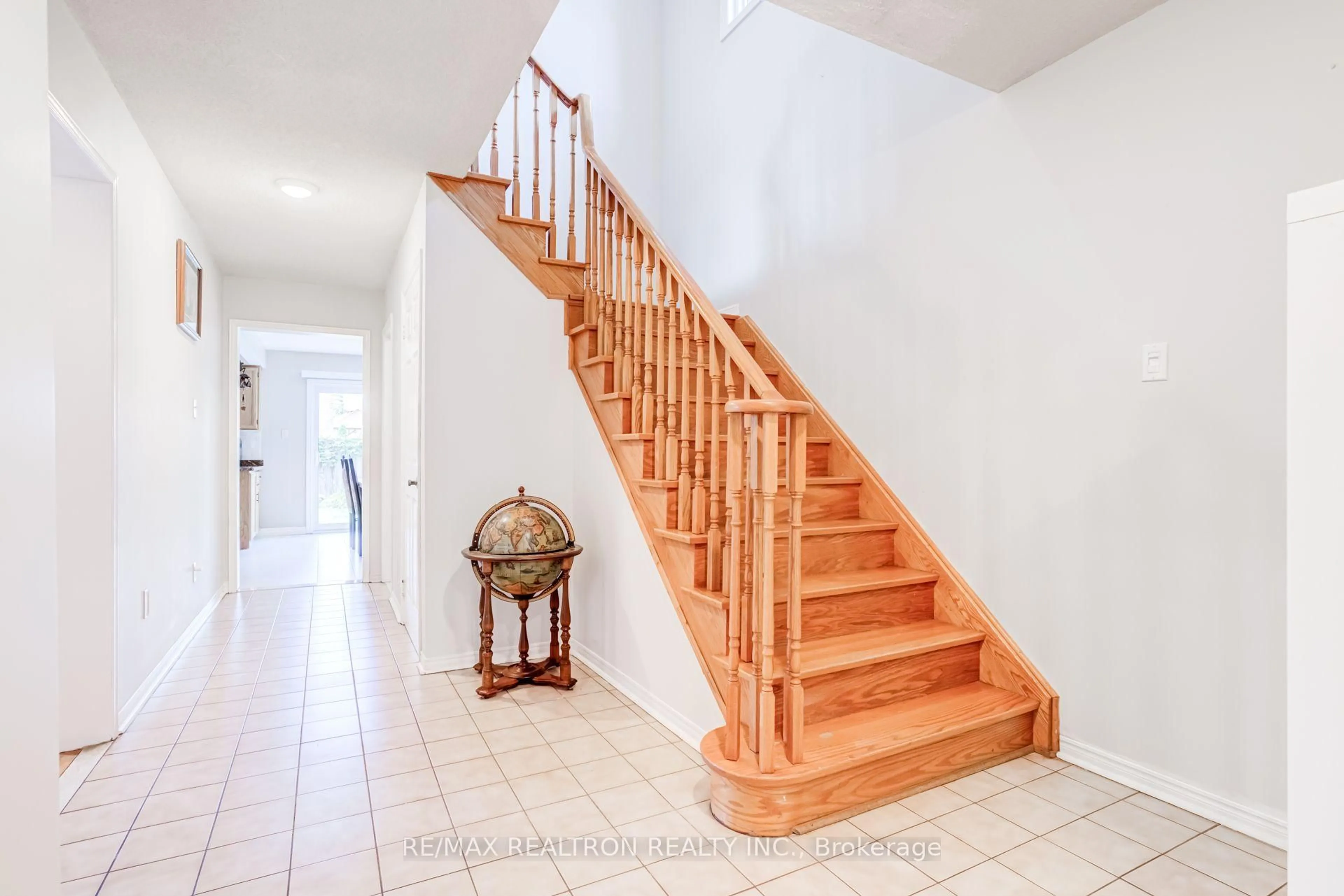 Unknown for 4379 Radisson Cres, Mississauga Ontario L5M 4C4