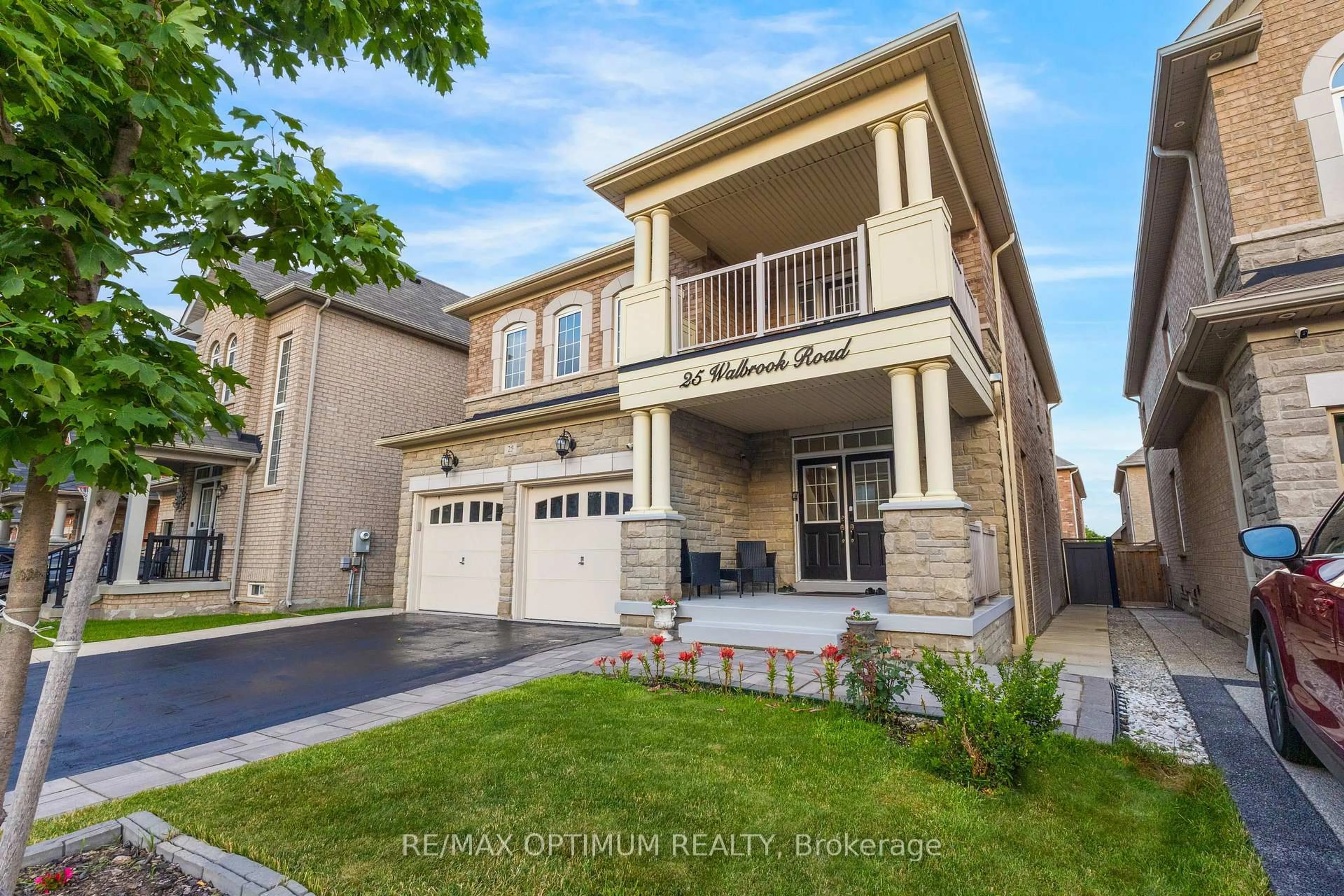 Home with brick exterior material, street for 25 Walbrook Rd, Brampton Ontario L6X 3E3
