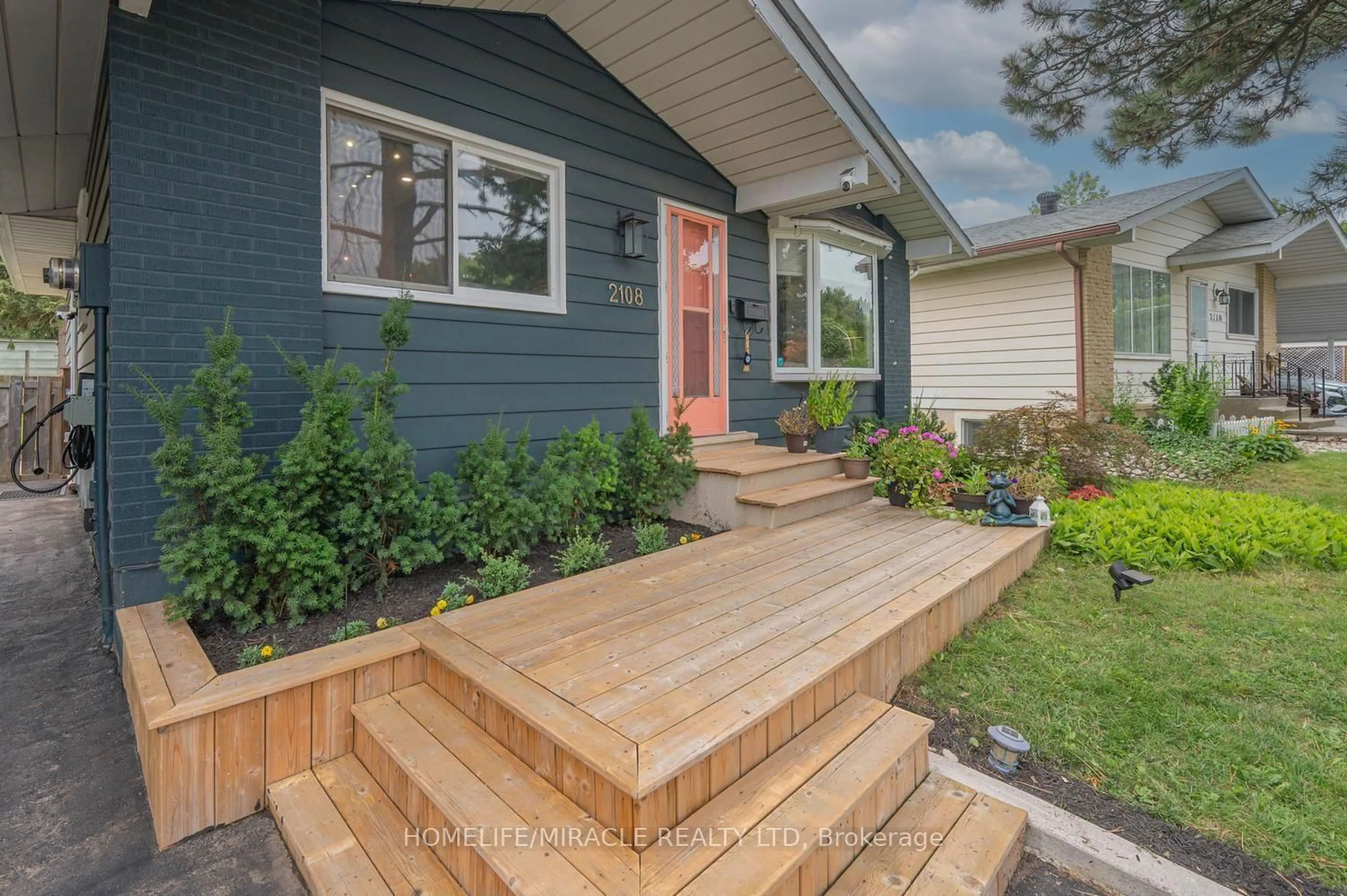 Unknown for 2108 Falmouth Terr, Burlington Ontario L7P 1X9
