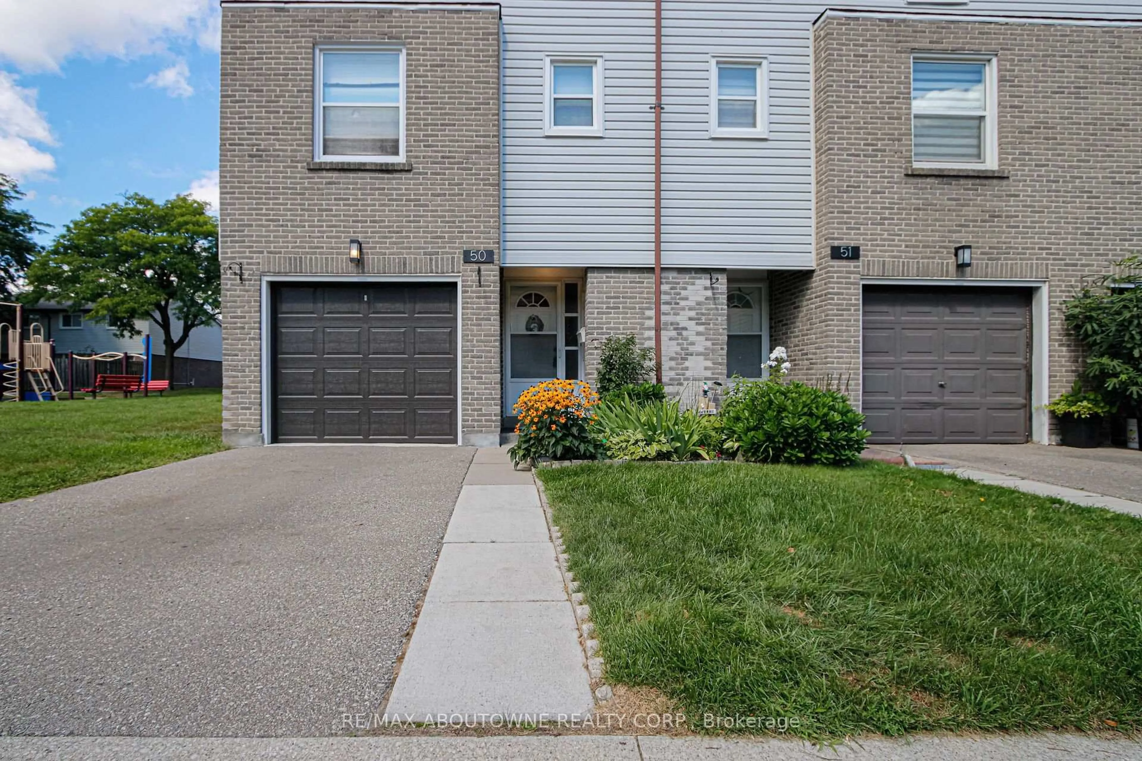 Unknown for 2440 Bromsgrove Rd #50, Mississauga Ontario L5J 4J7
