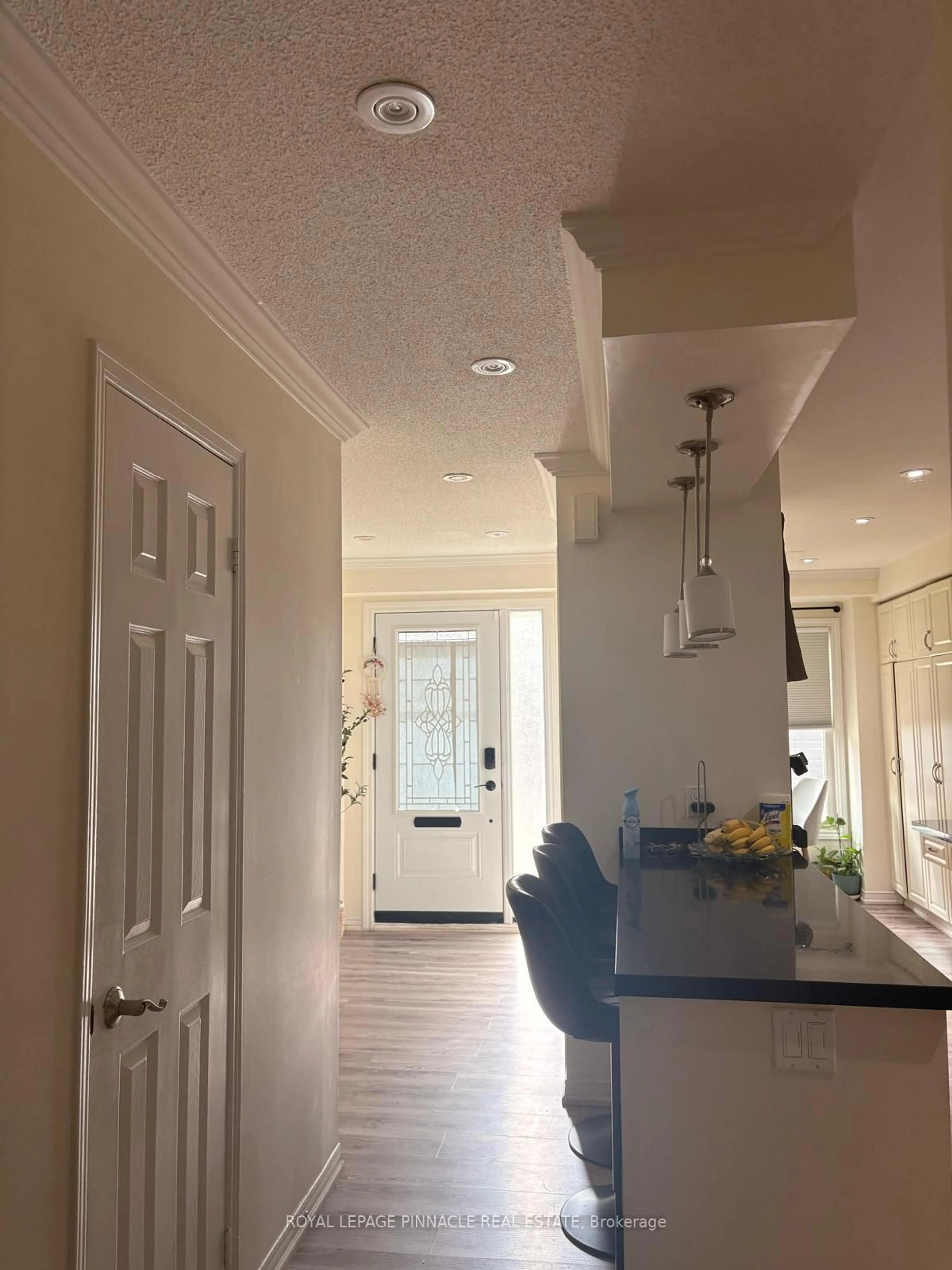 Indoor entryway for 3420 South Millway #53, Mississauga Ontario L5L 3V4