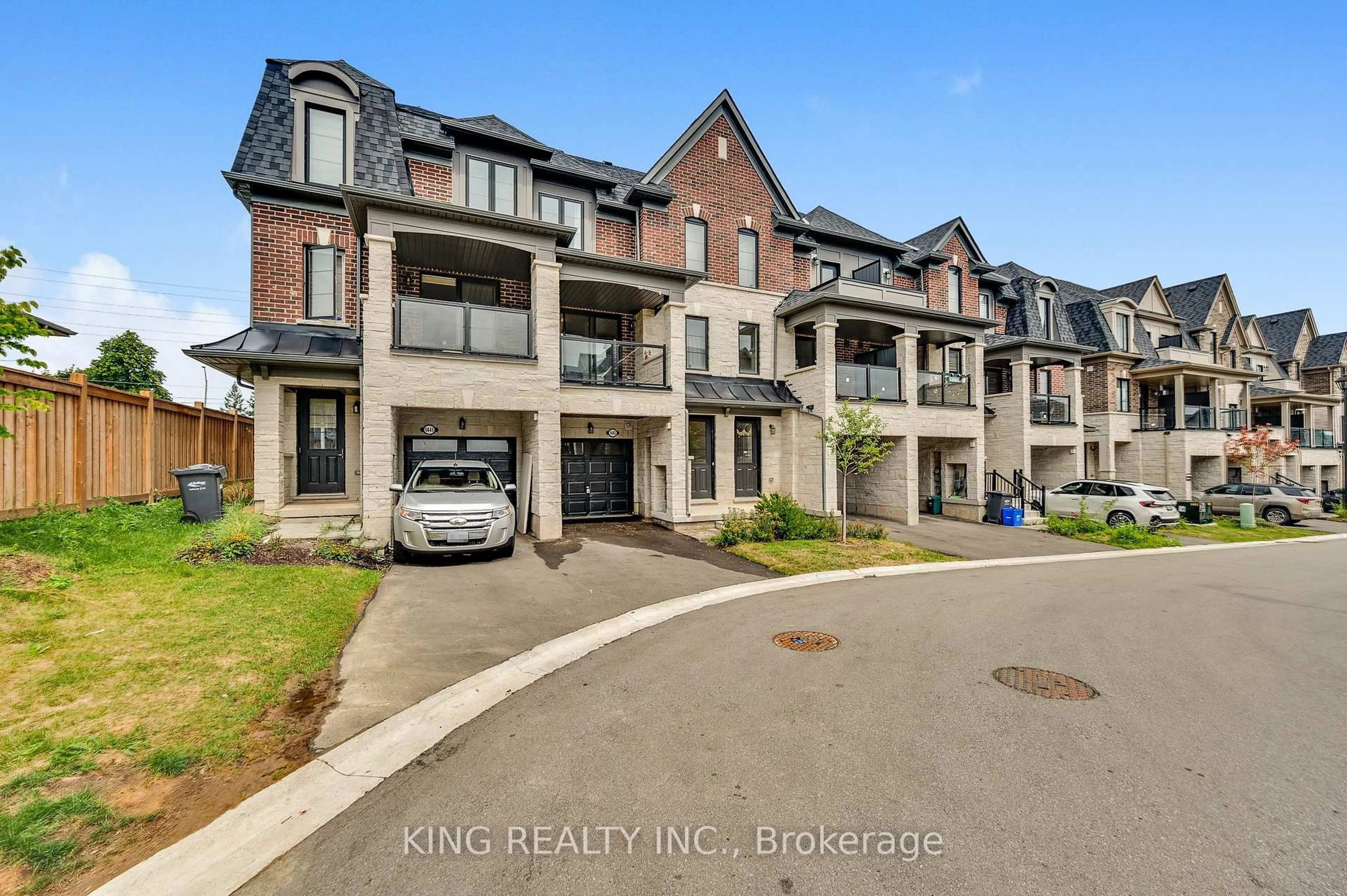 Unknown for 1443 National Common, Burlington Ontario L7P 0V7