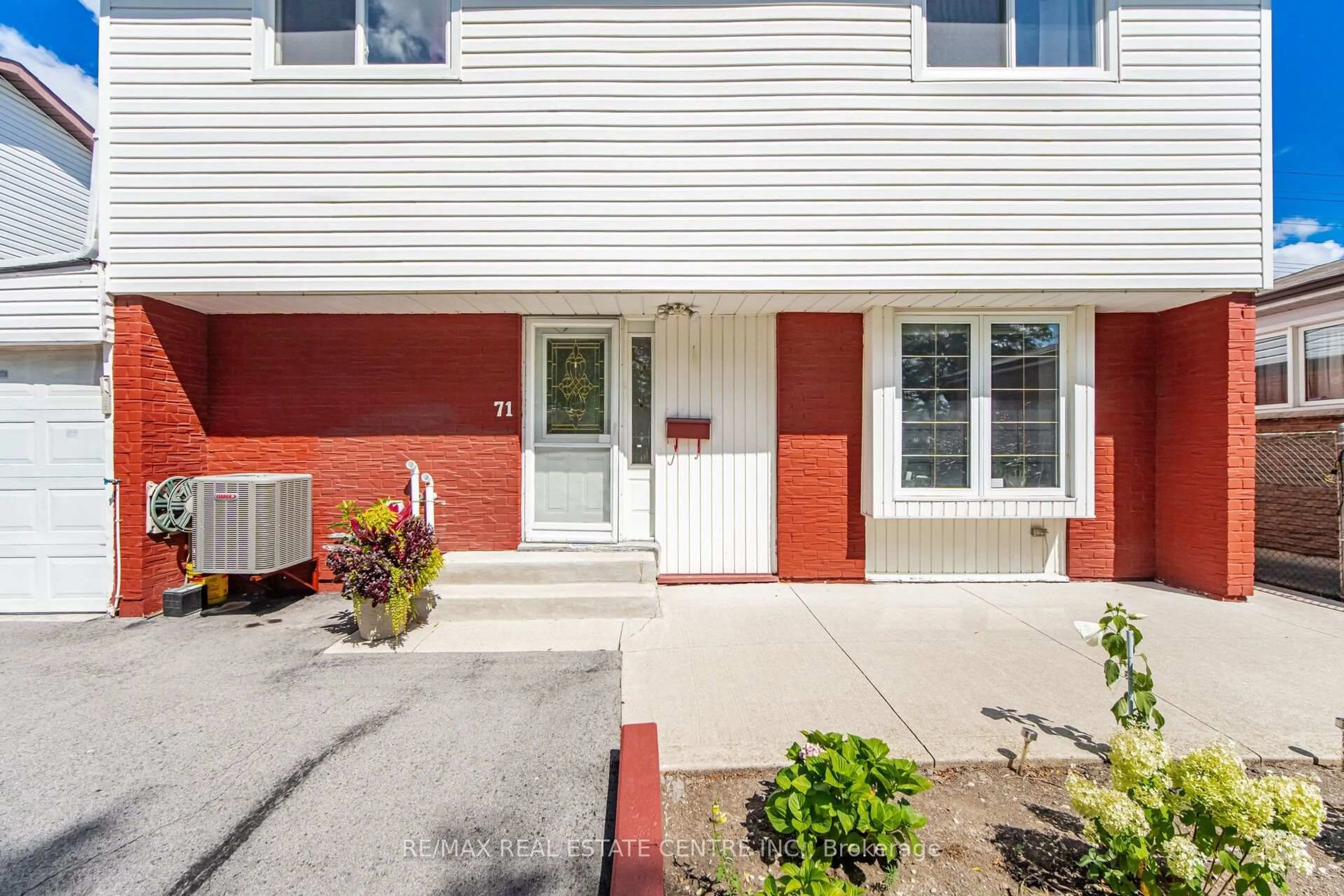 Unknown for 71 Sultan Pool Dr, Toronto Ontario M9V 4H5
