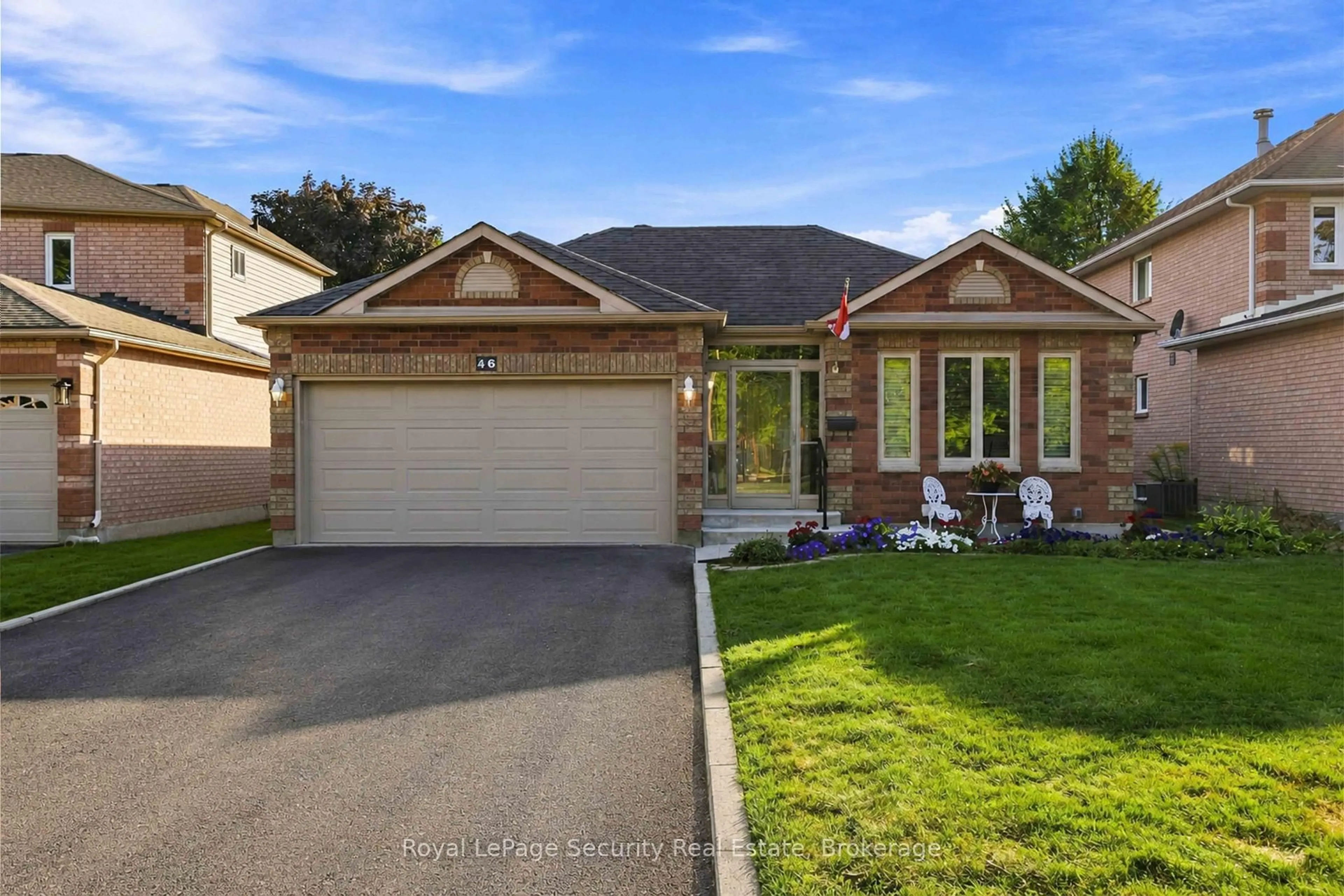 Home with brick exterior material, street for 46 Birchway Pl, Halton Hills Ontario L7J 2X7
