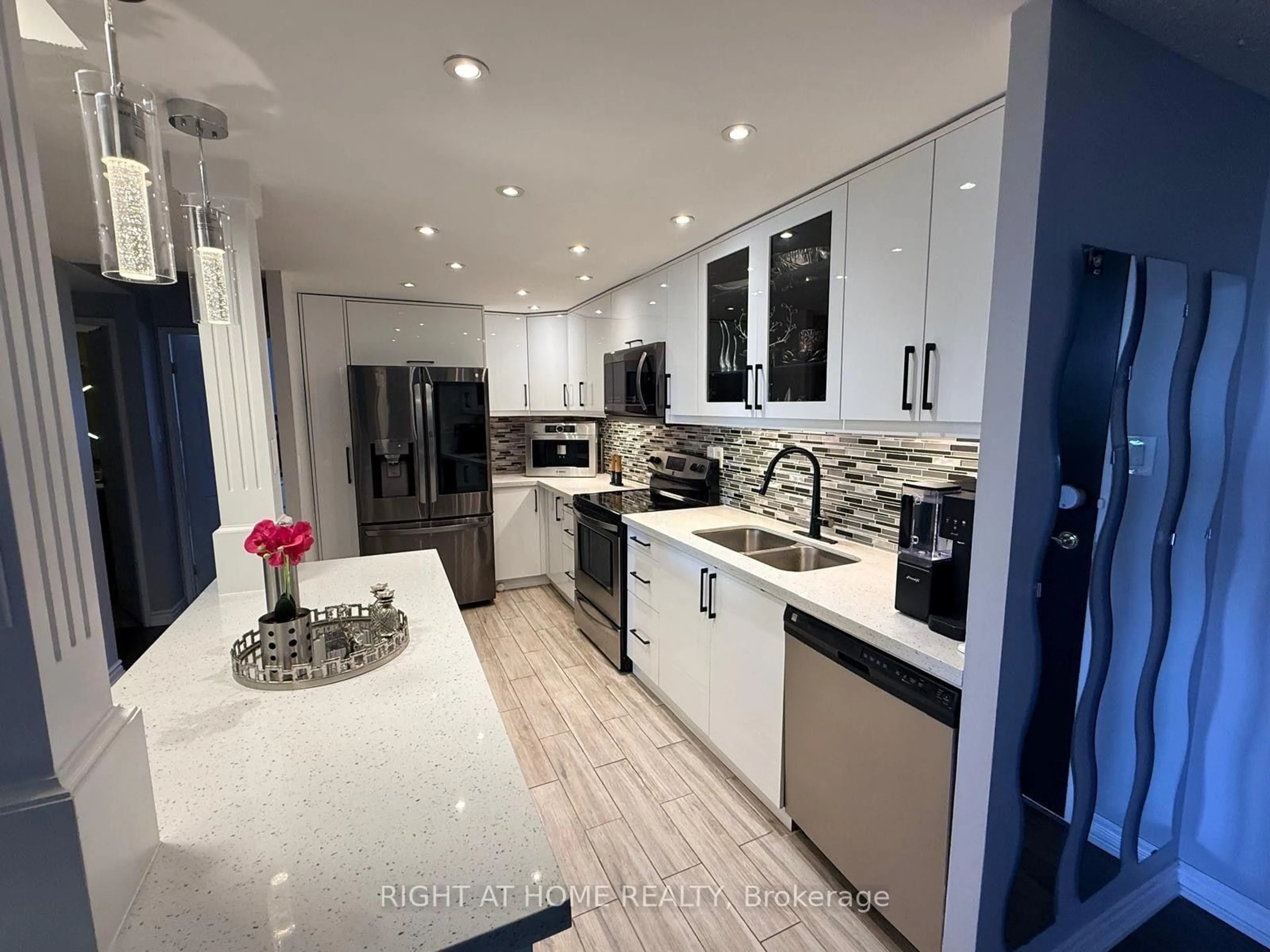 Open concept kitchen, unknown for 820 Burnhamthorpe Rd #1102, Toronto Ontario M9C 4W2