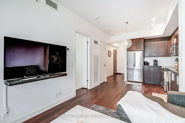 2212 Lake Shore Blvd #2710, Toronto 4