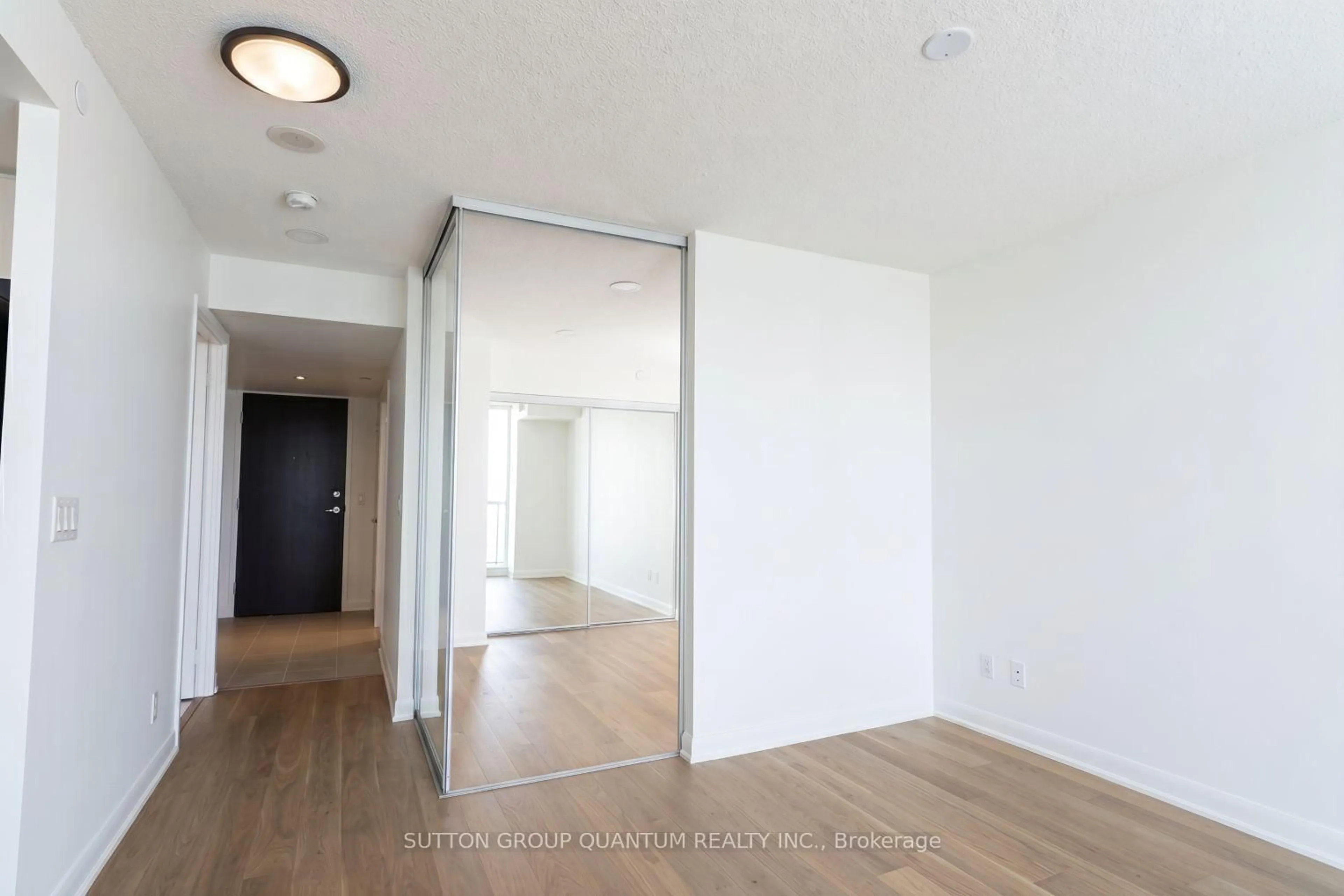 Unknown for 205 Sherway Gardens Rd #1412, Toronto Ontario M9C 0A5