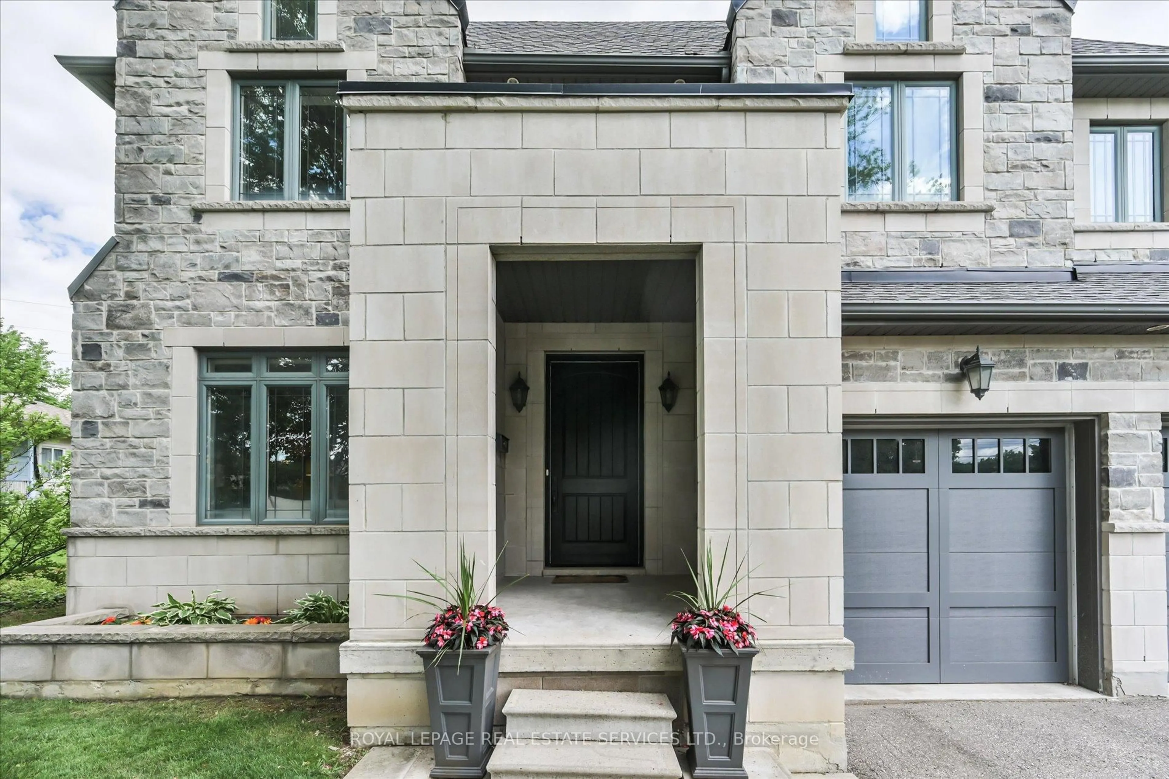 Unknown for 439 Martin Grove Rd, Toronto Ontario M9B 4M1