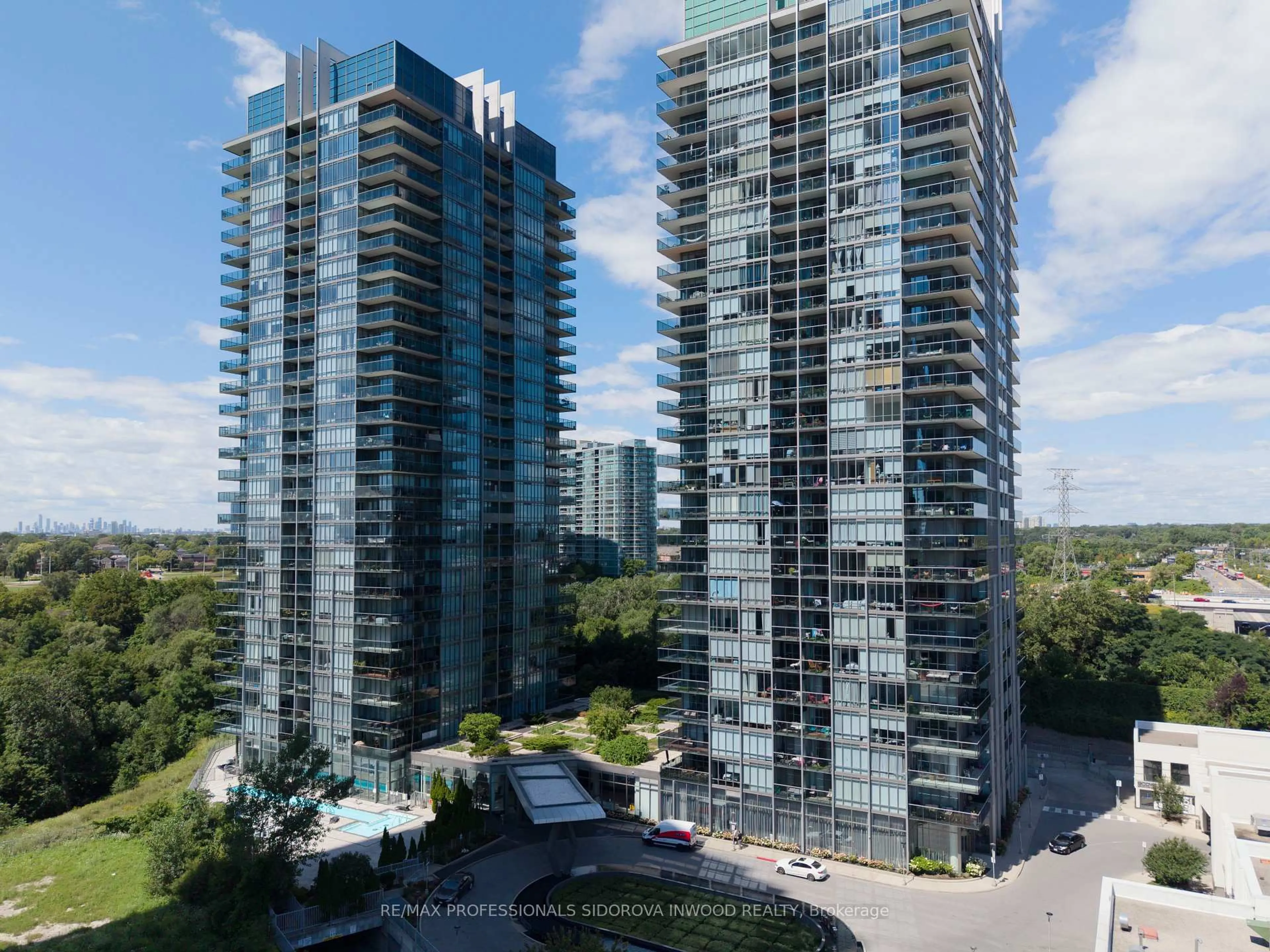A pic from outside/outdoor area/front of a property/back of a property/a pic from drone, city buildings view from balcony for 88 Park Lawn Rd #305, Toronto Ontario M8Y 0B5