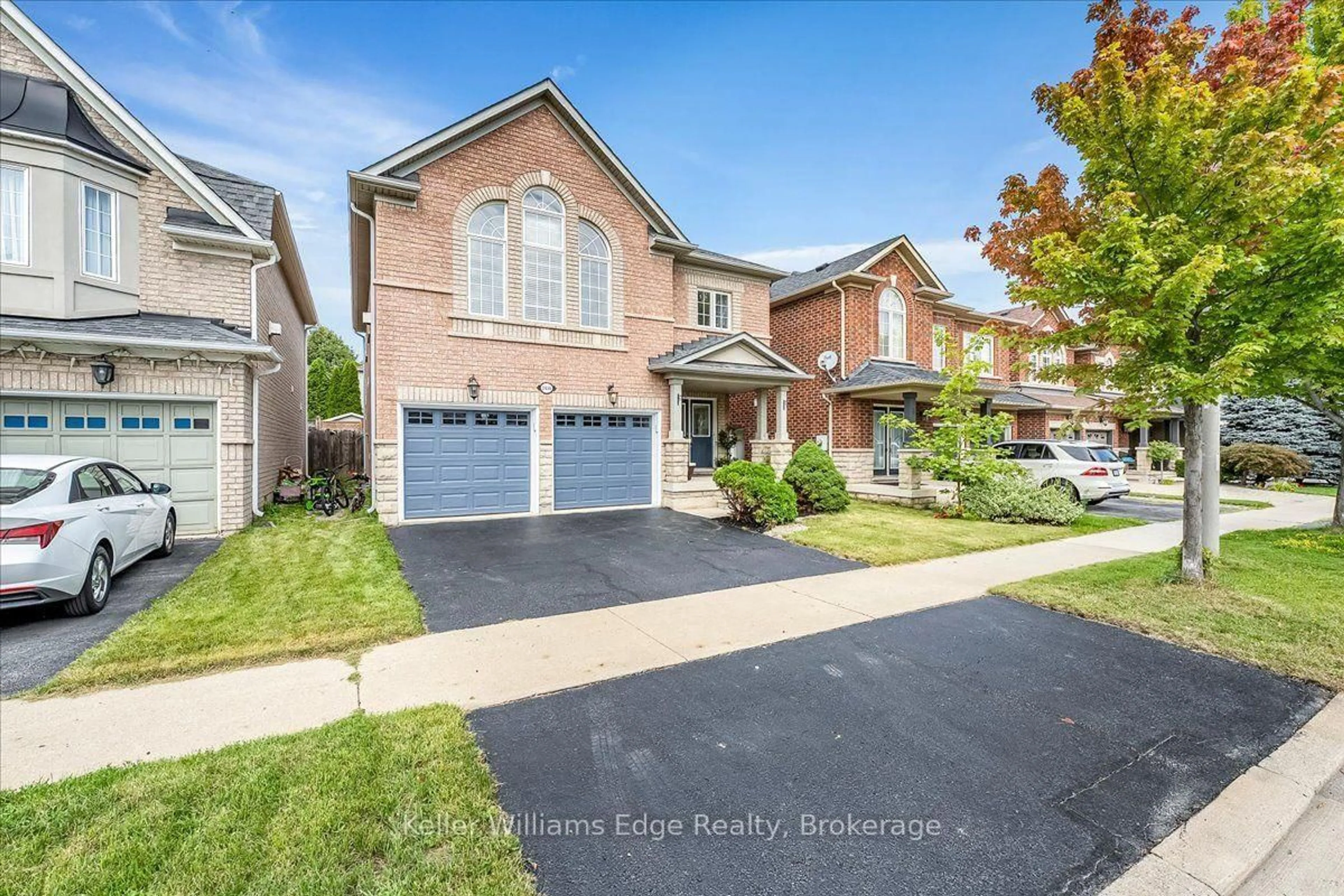 Home with brick exterior material, street for 2456 Pathfinder Dr, Burlington Ontario L7L 7M3