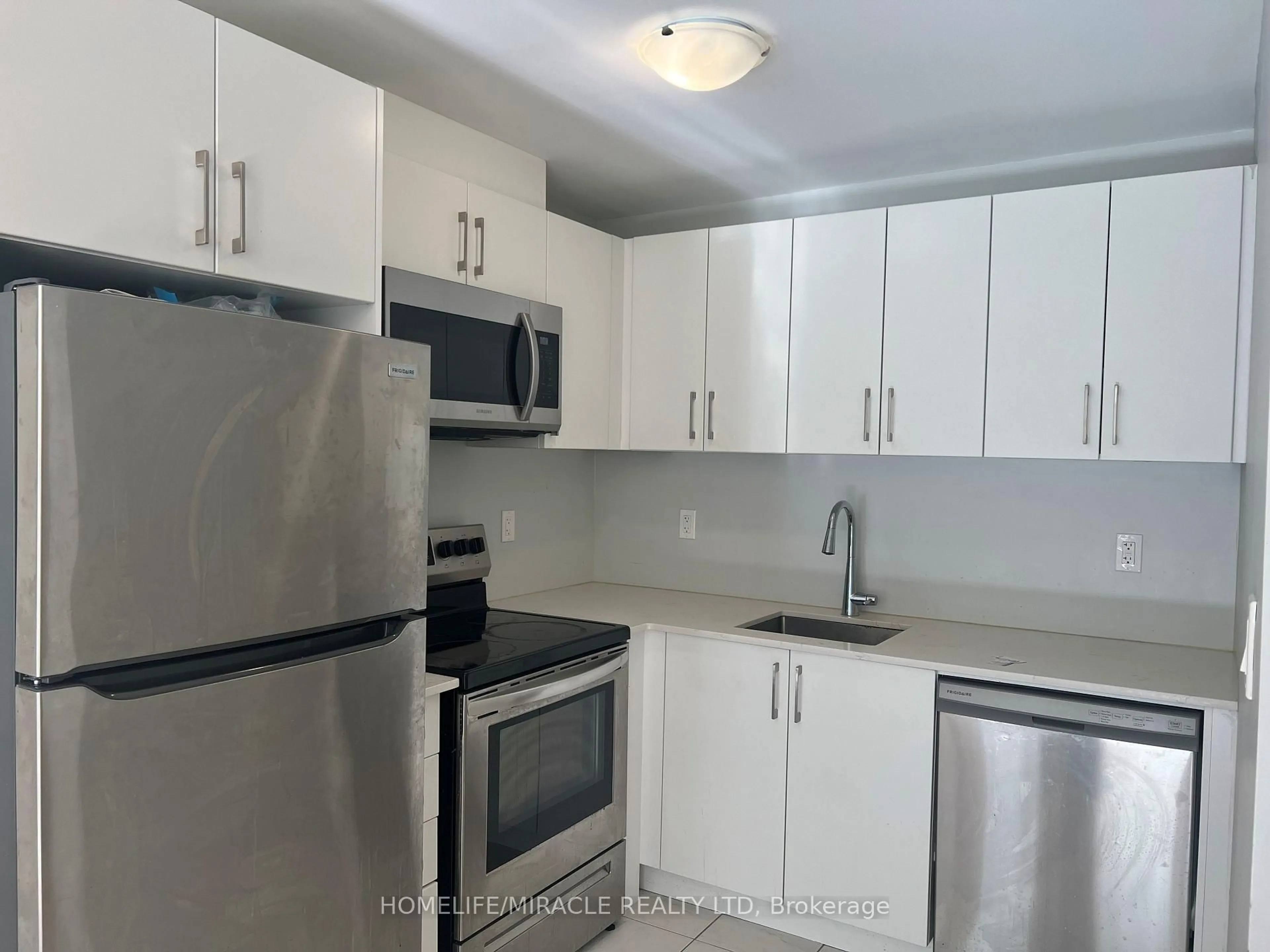 Standard kitchen, unknown for 1165 Journeyman Lane #108, Mississauga Ontario L5J 0B6
