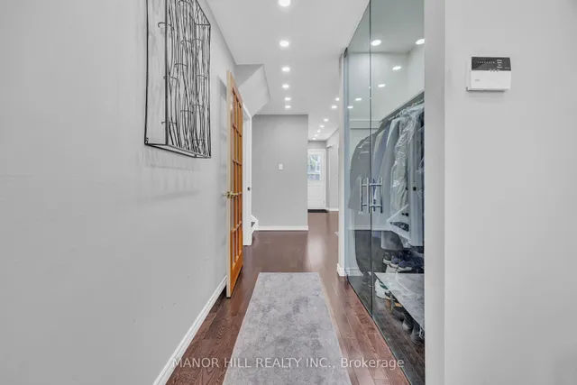 18 Greenbriar Rd, Brampton 5