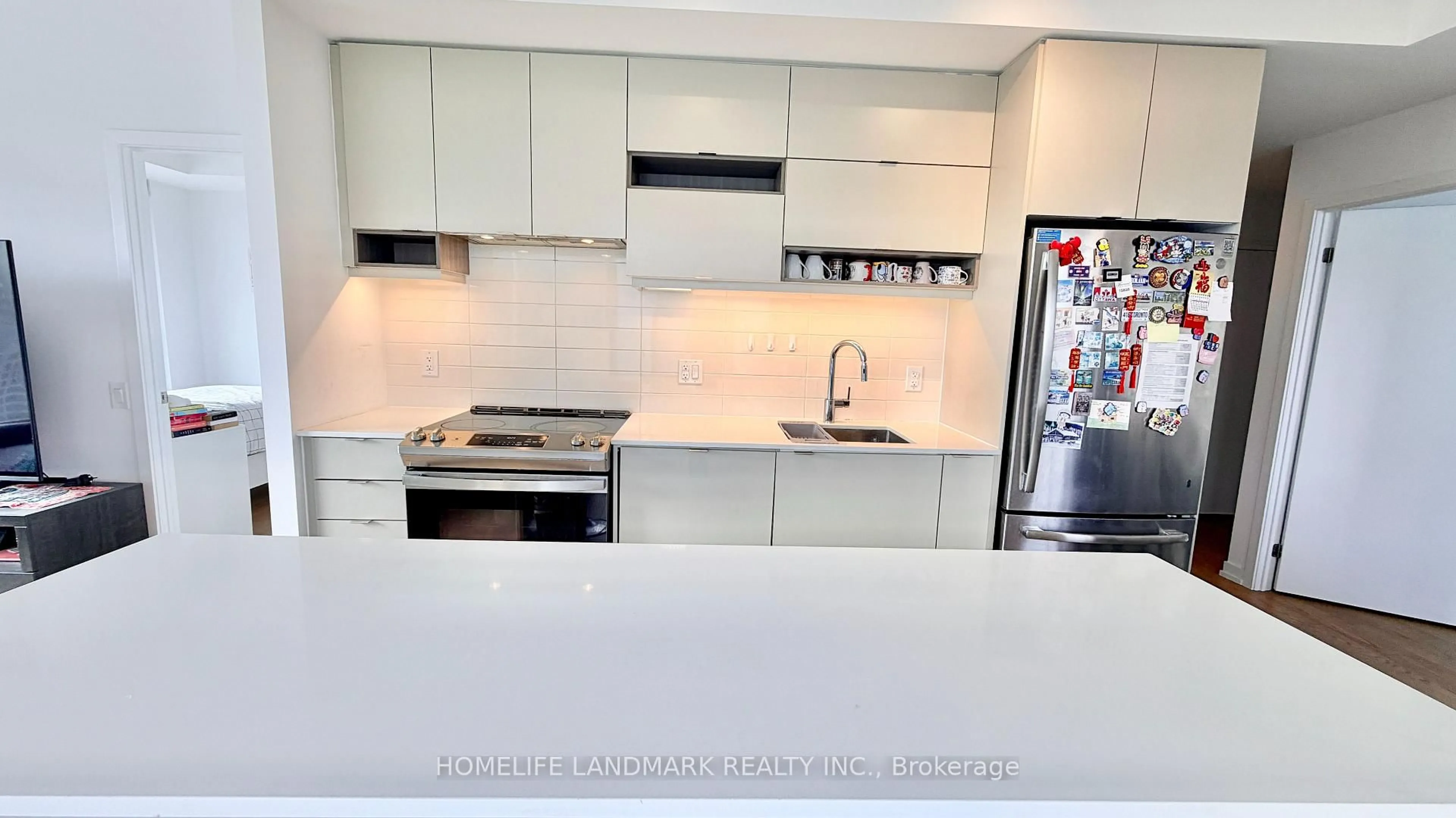 Unknown for 4065 Confederation Pkwy #1808, Mississauga Ontario L5B 0L4