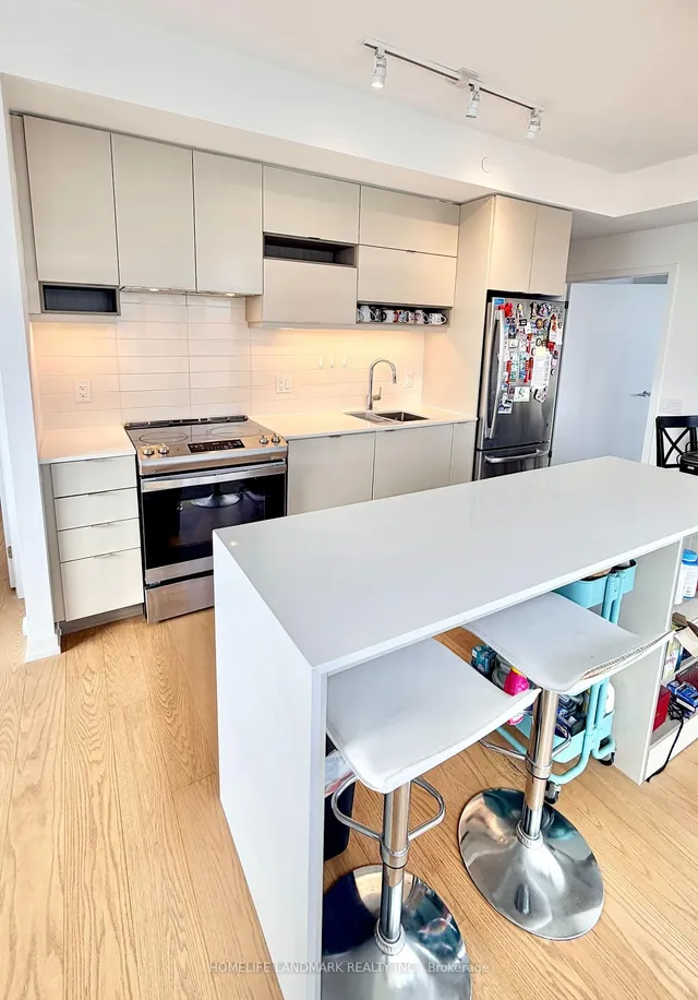 4065 Confederation Pkwy #1808, Mississauga 4