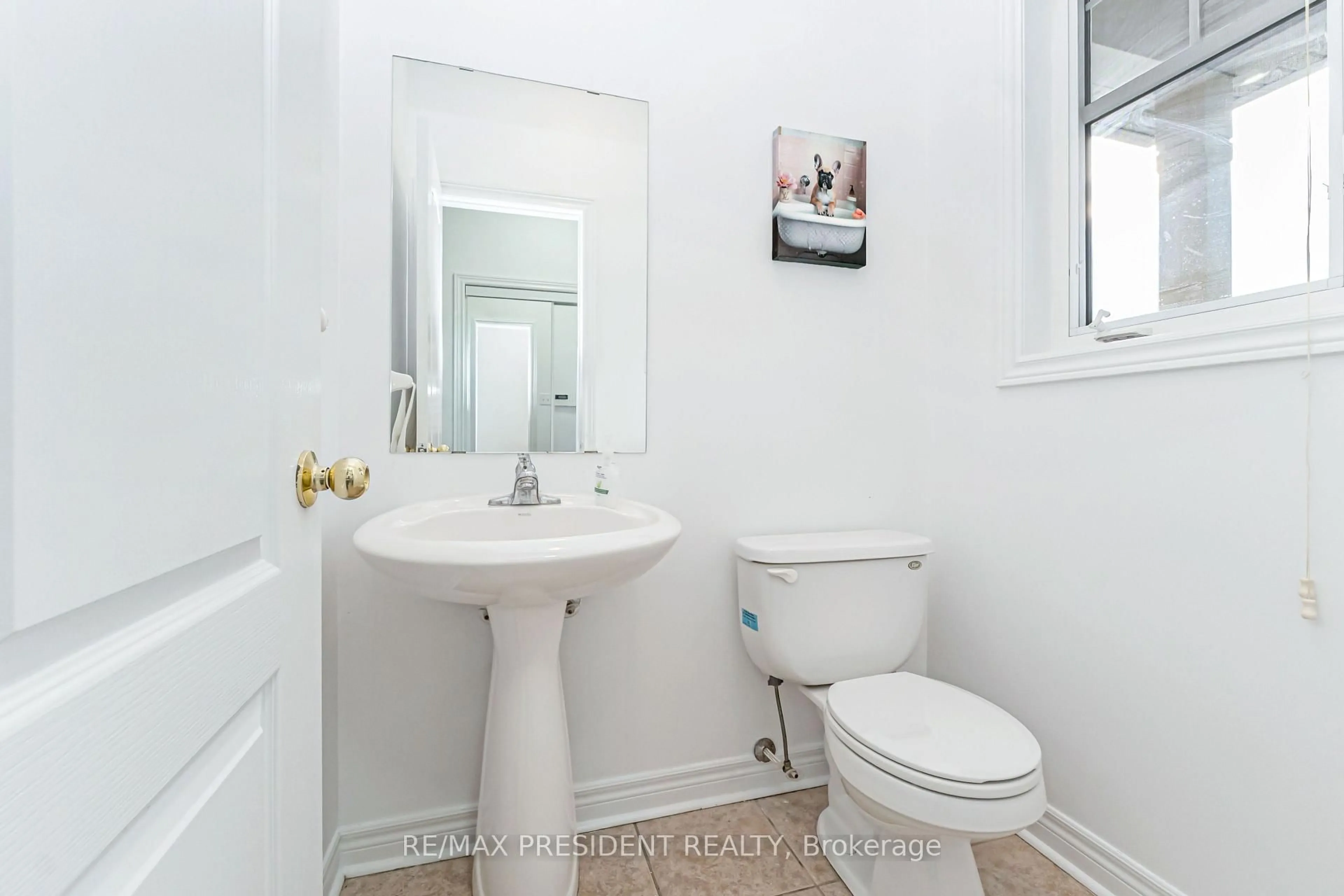 Standard bathroom, unknown for 29 Prudhomme Dr, Brampton Ontario L6R 0G9