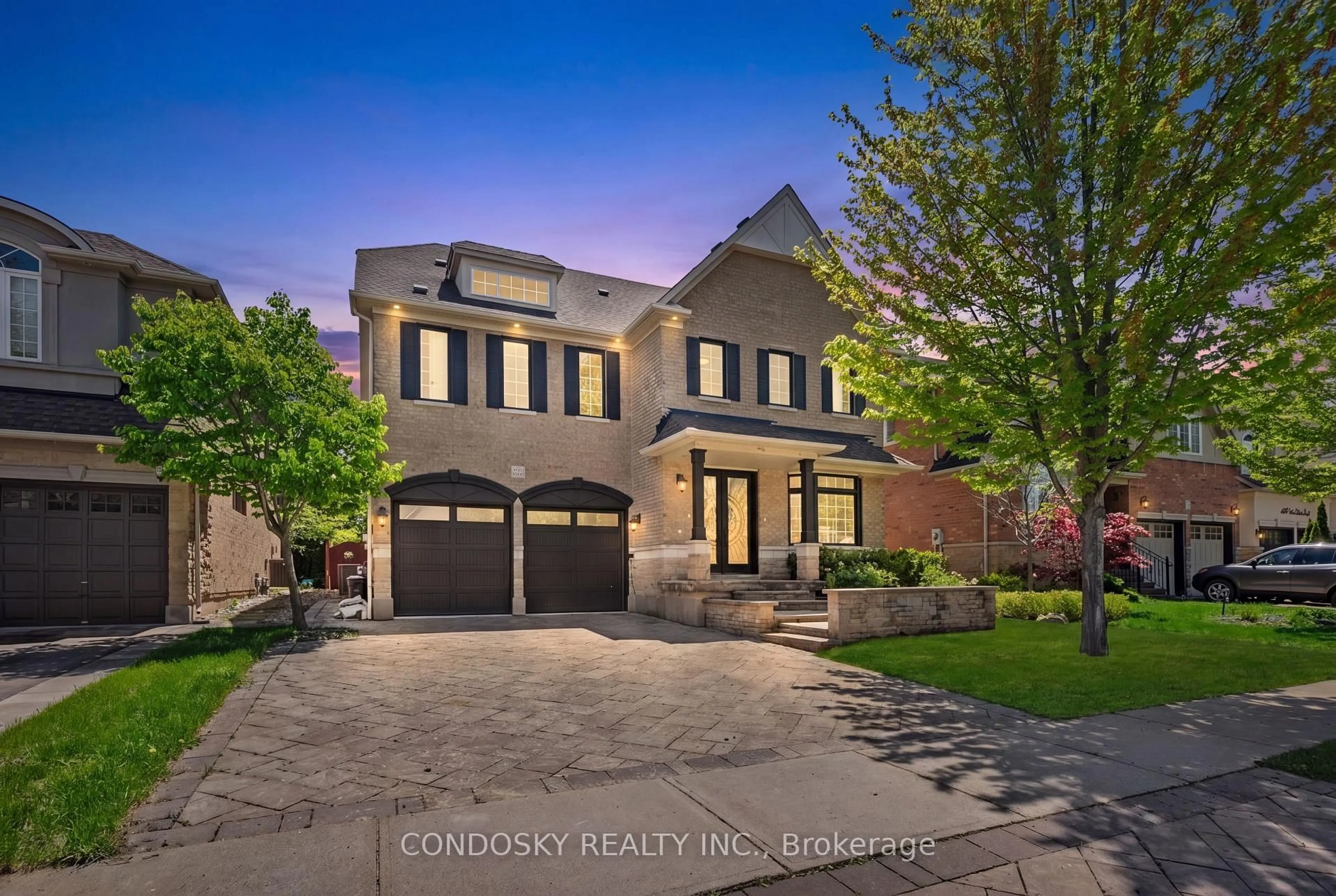 Home with brick exterior material, street for 3322 Fox Run Circ, Oakville Ontario L6L 6W4