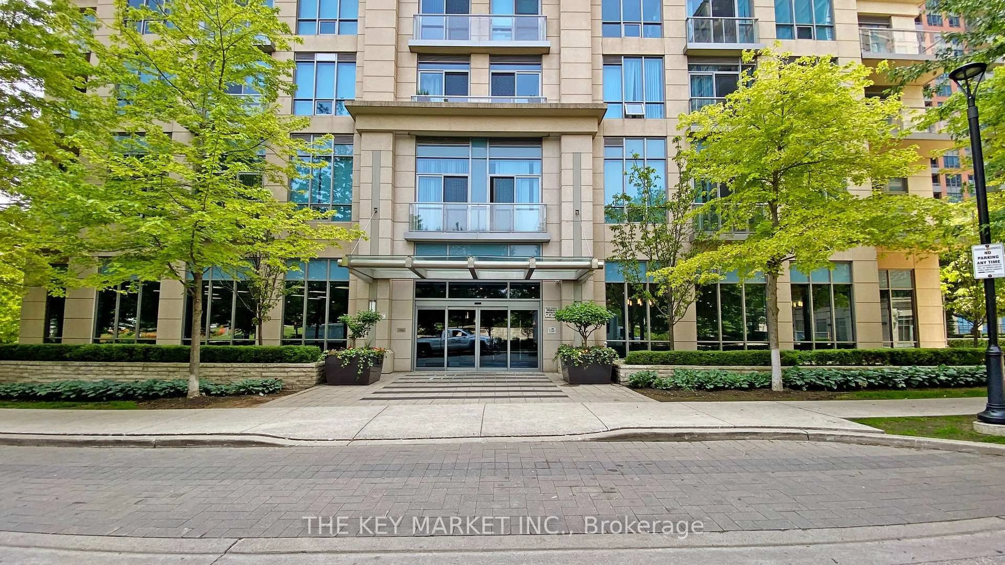 Indoor foyer for 15 Viking Lane #801, Toronto Ontario M9B 0A4