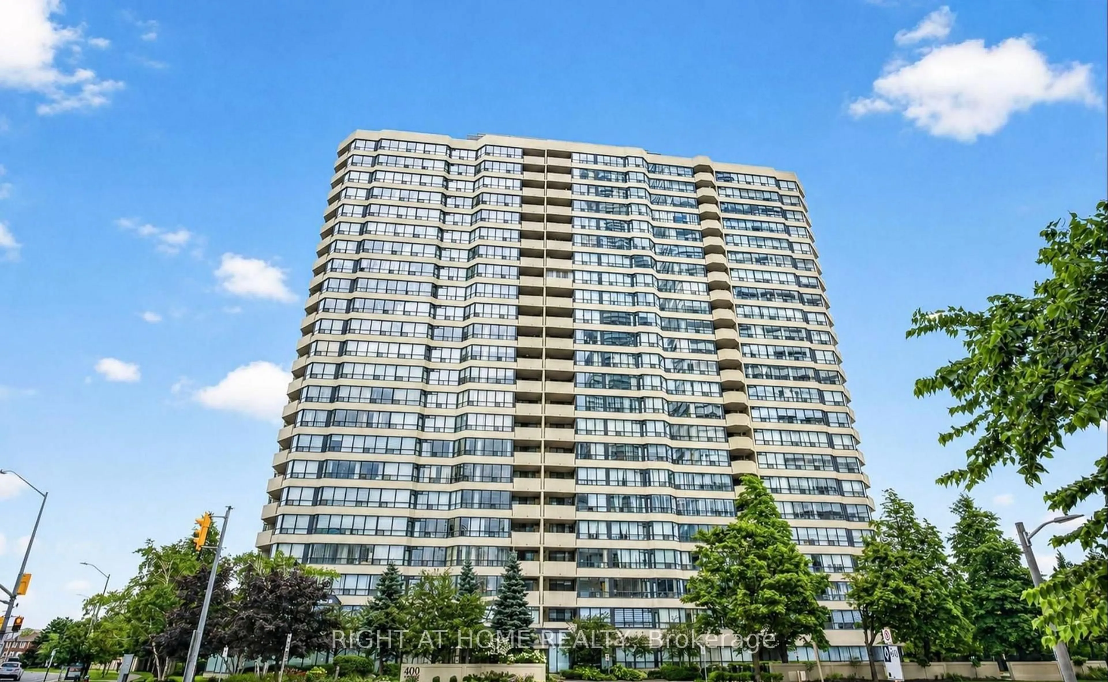 Unknown for 400 Webb Dr #905, Mississauga Ontario L5B 3Z7